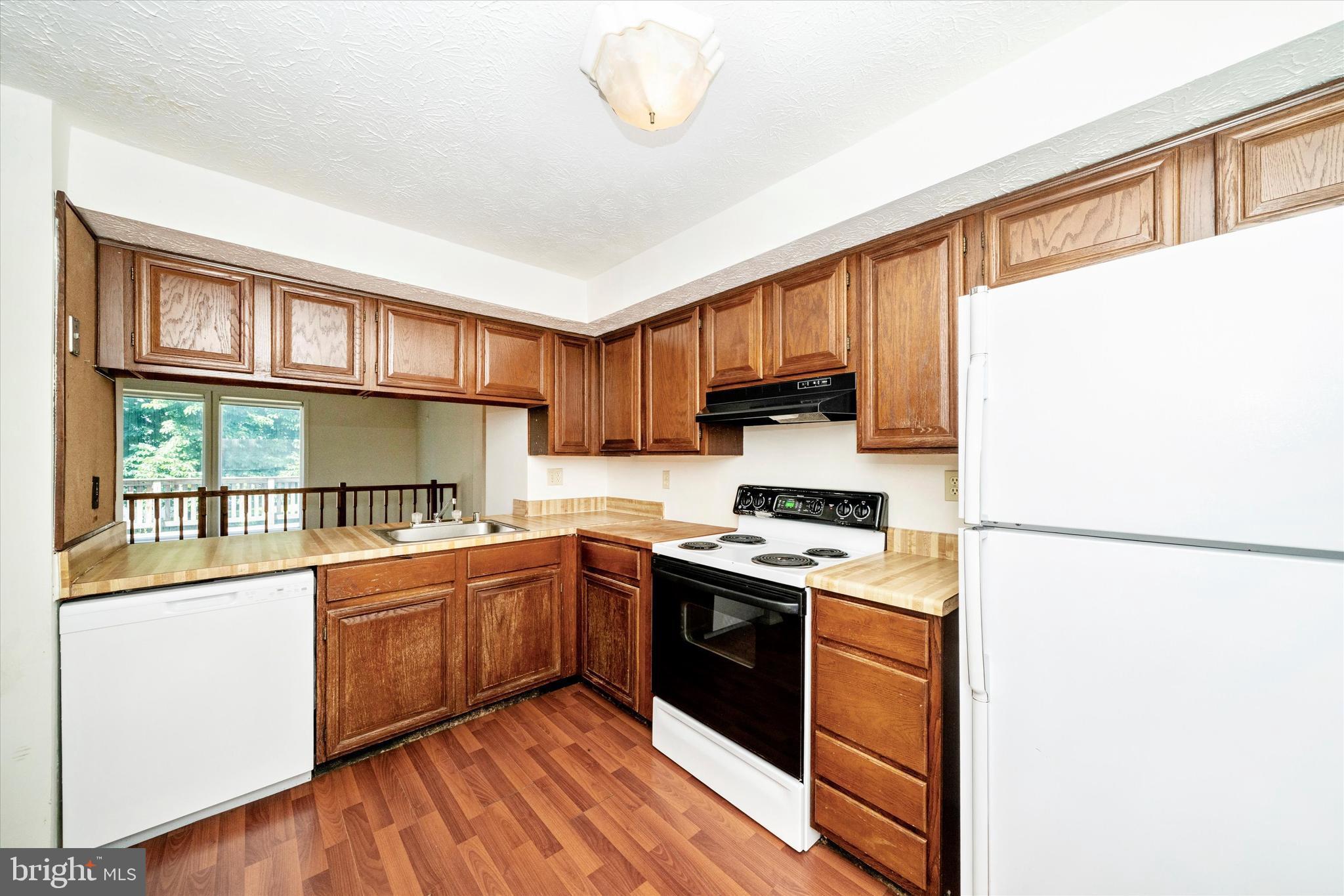 MURRAY HILL - Residential