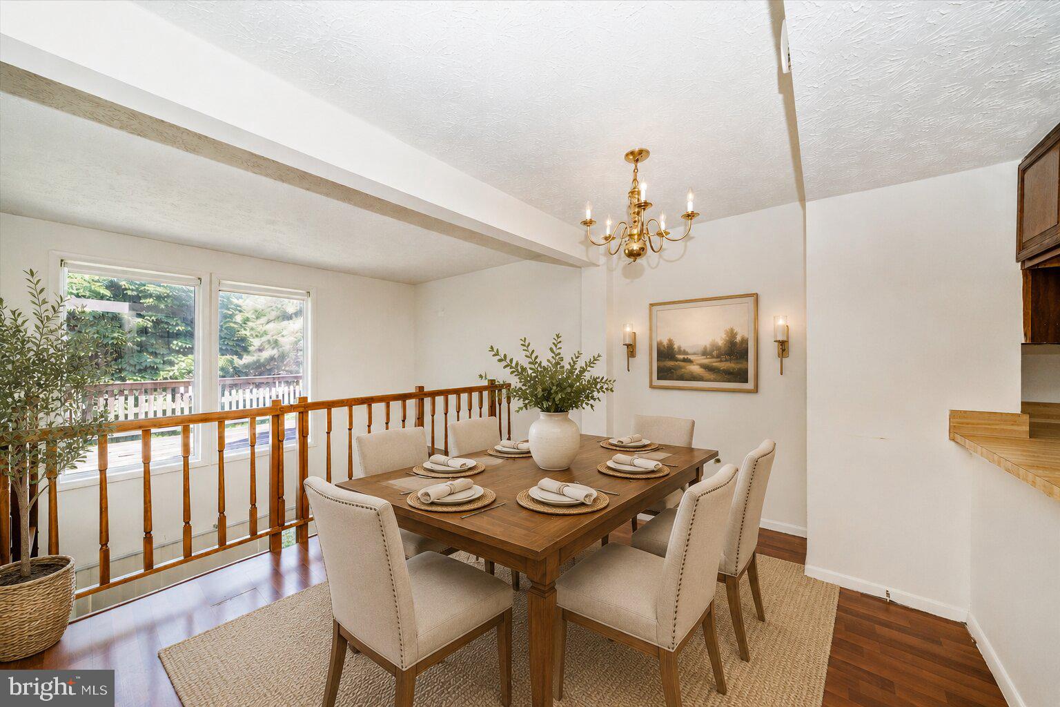 MURRAY HILL - Residential
