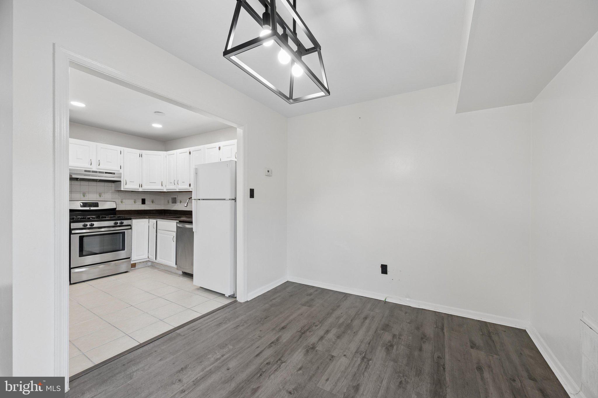 6145 LEESBURG PIKE 404