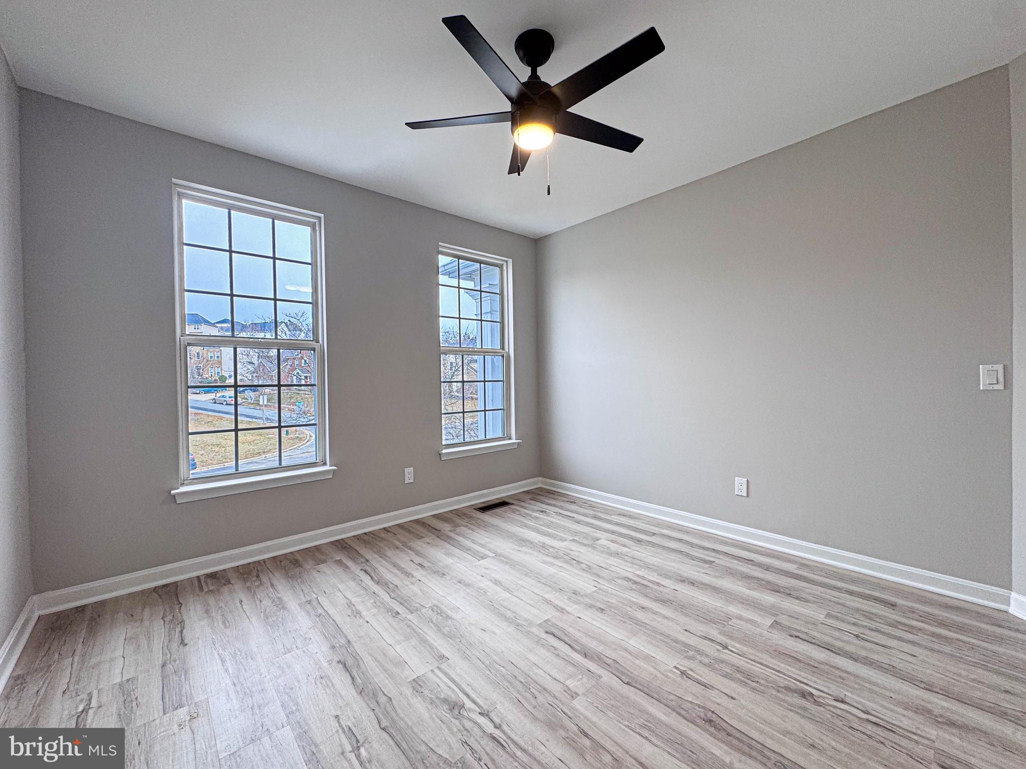 HILLANTRAE - Residential