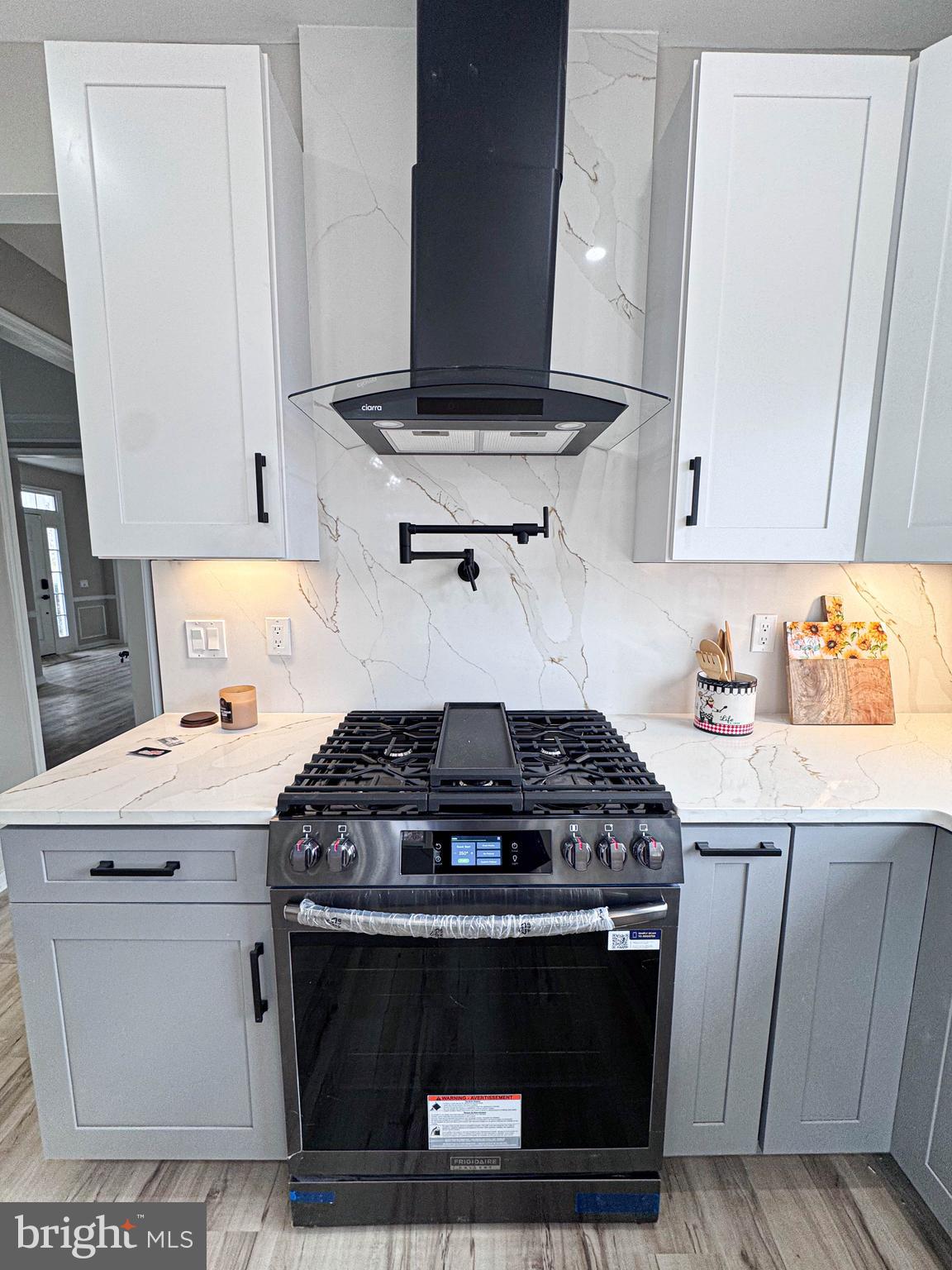 HILLANTRAE - Residential