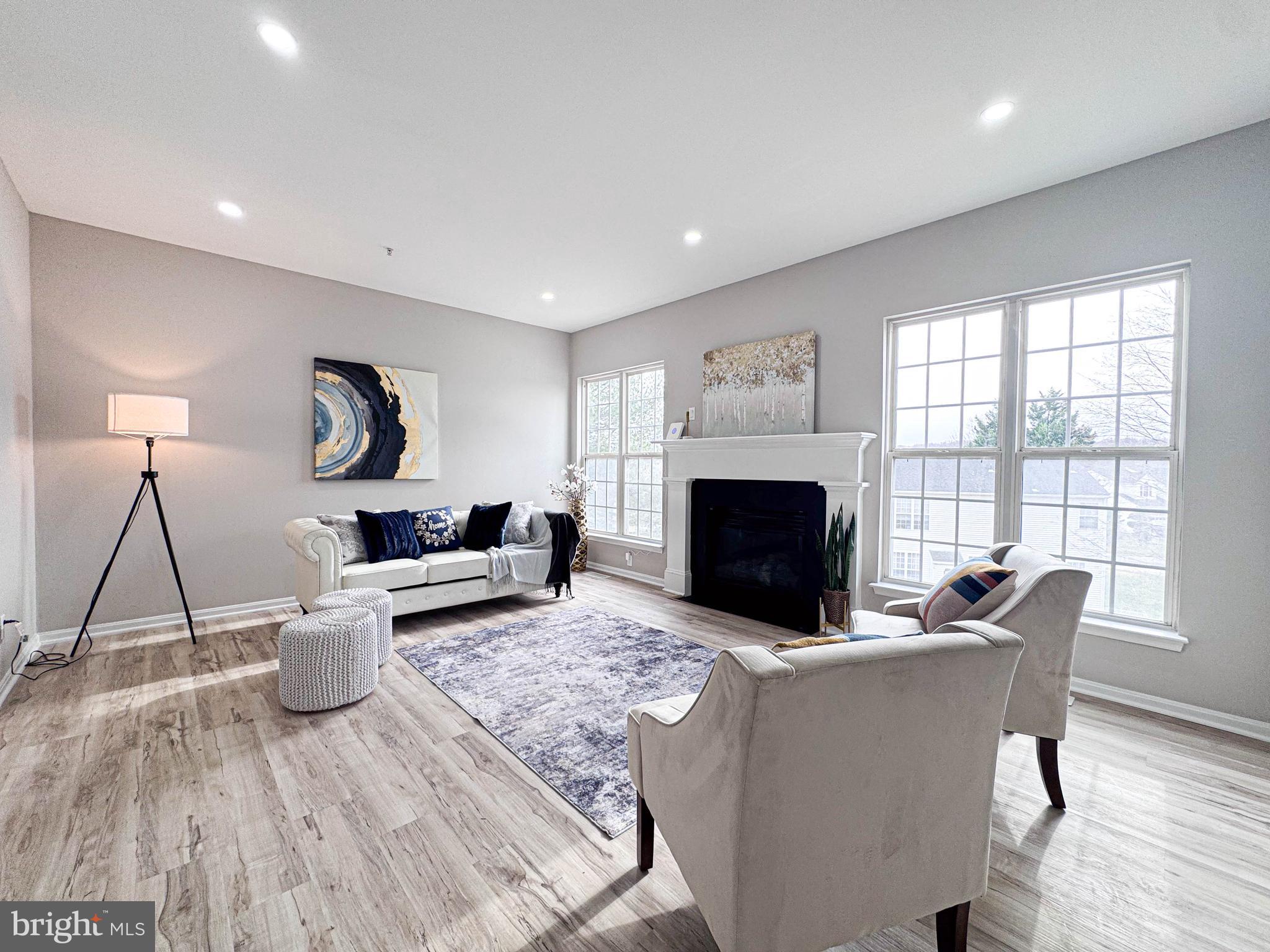 HILLANTRAE - Residential