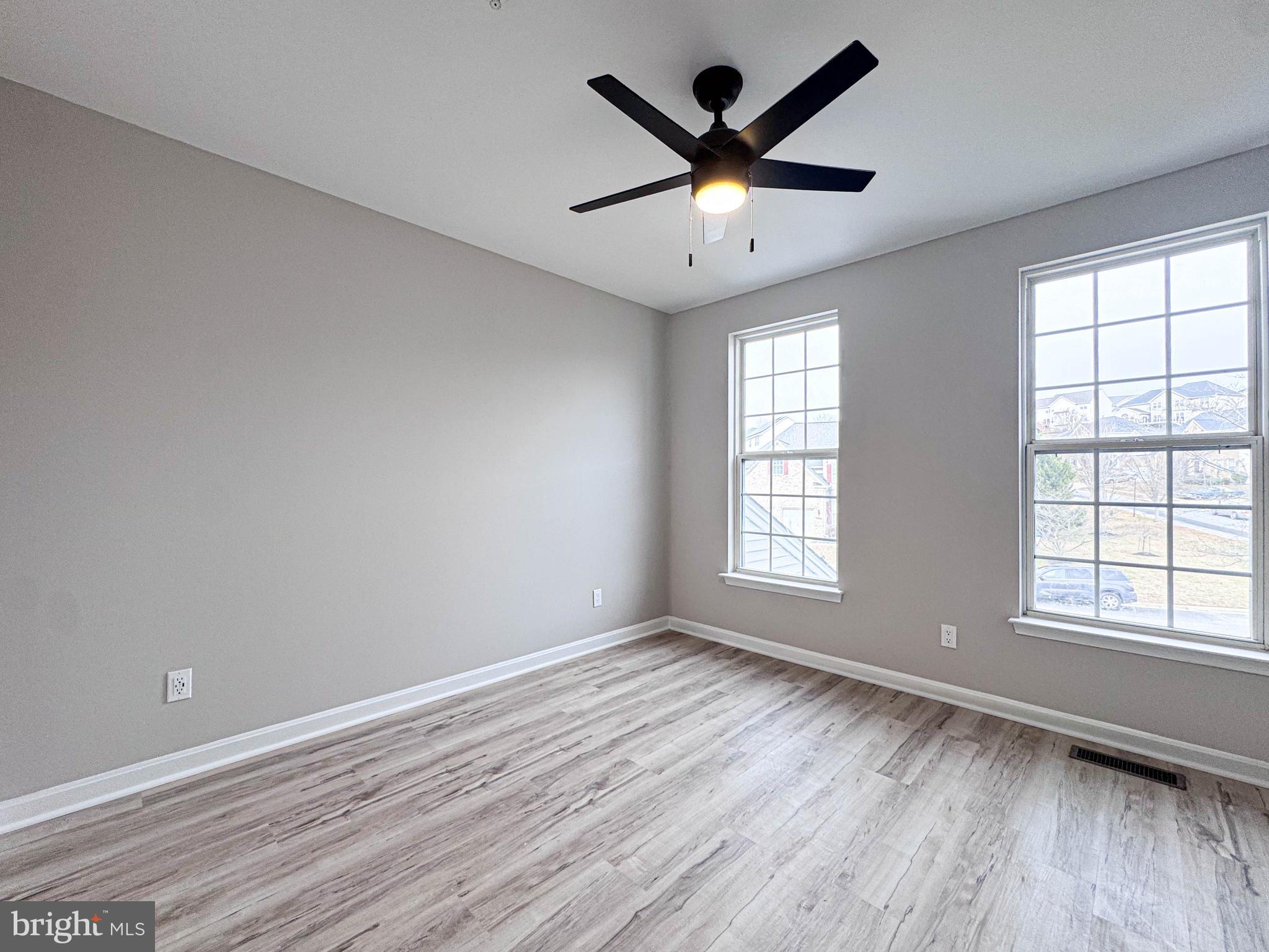 HILLANTRAE - Residential