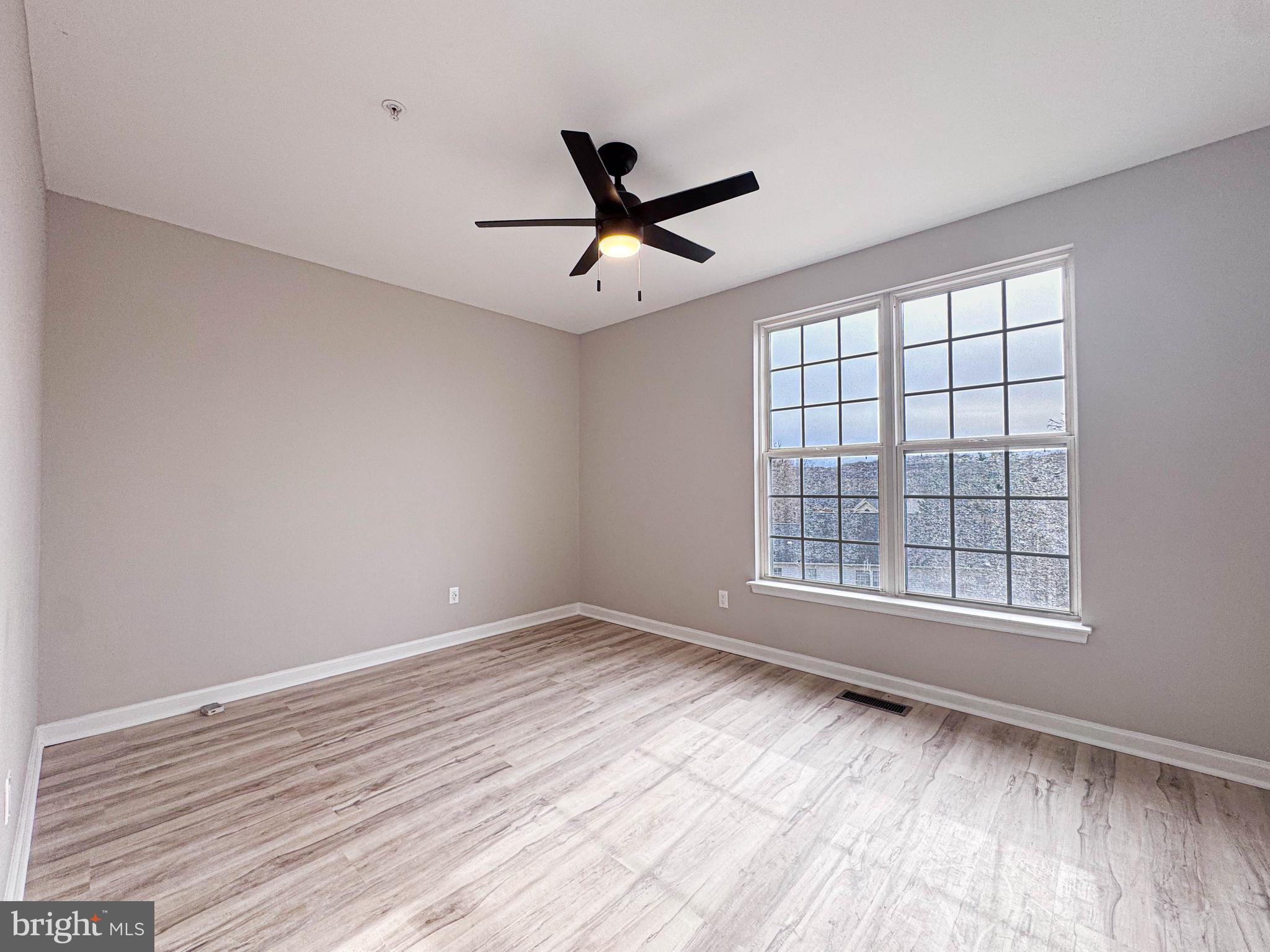 HILLANTRAE - Residential