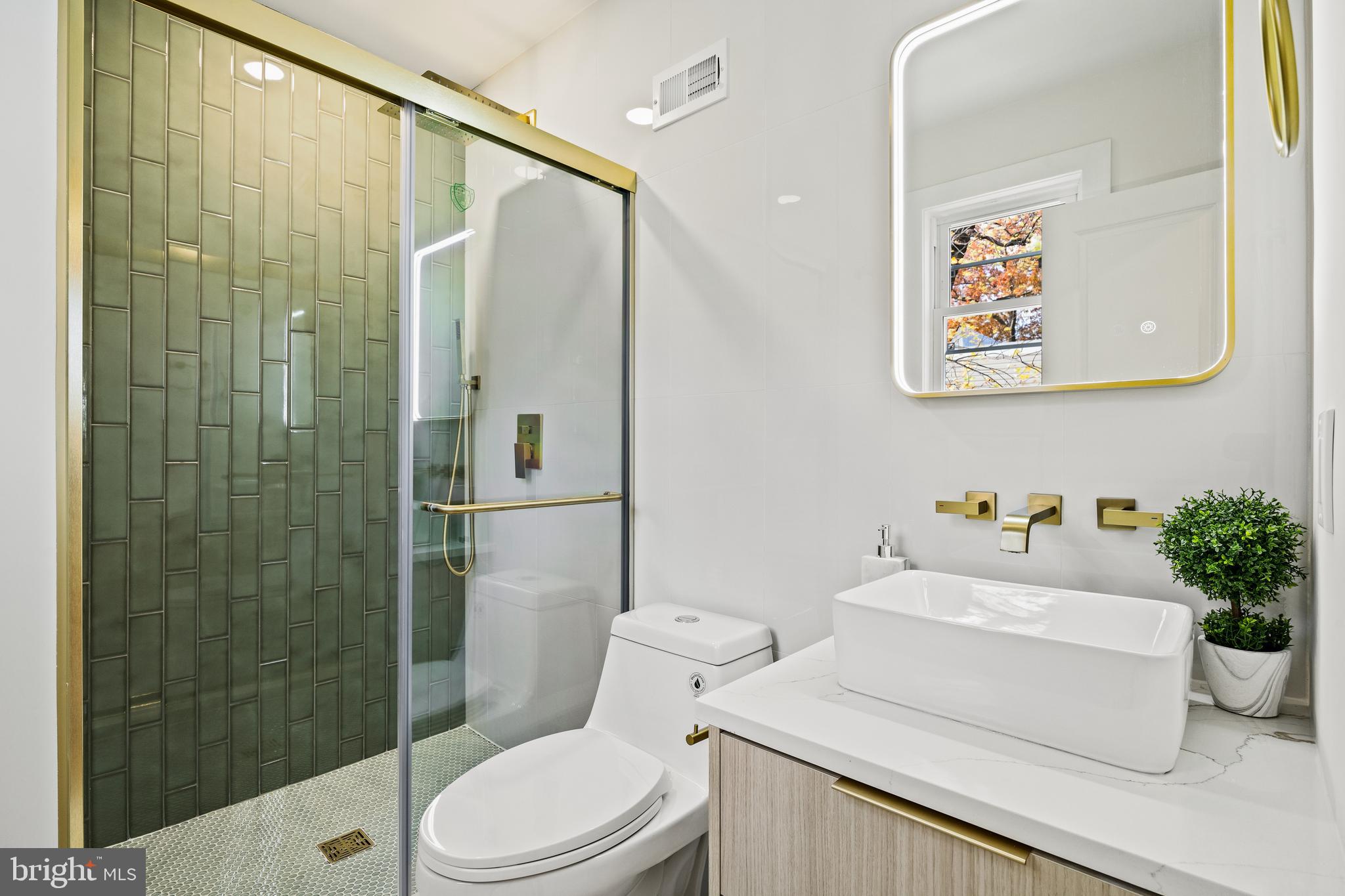 SOMERTON - Residential