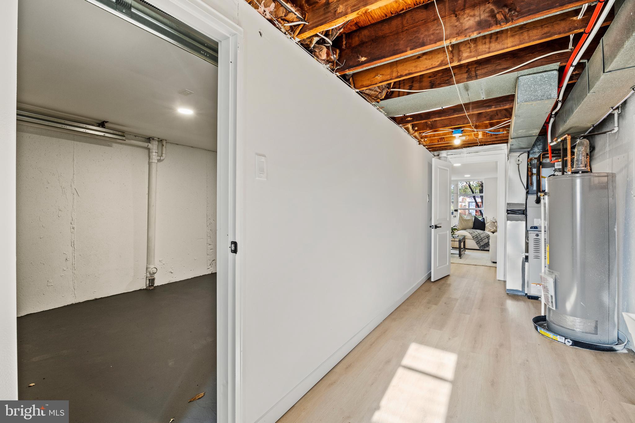 SOMERTON - Residential