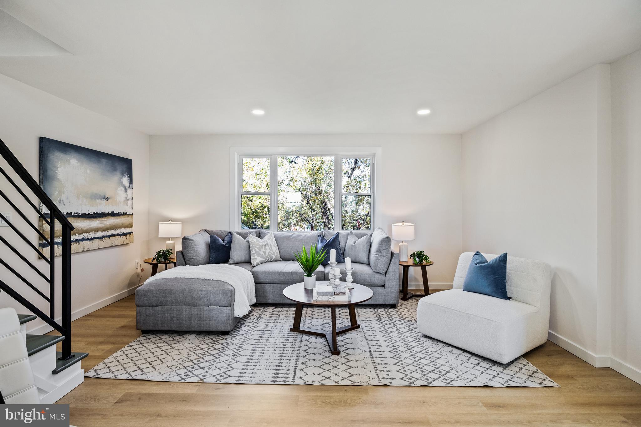 SOMERTON - Residential