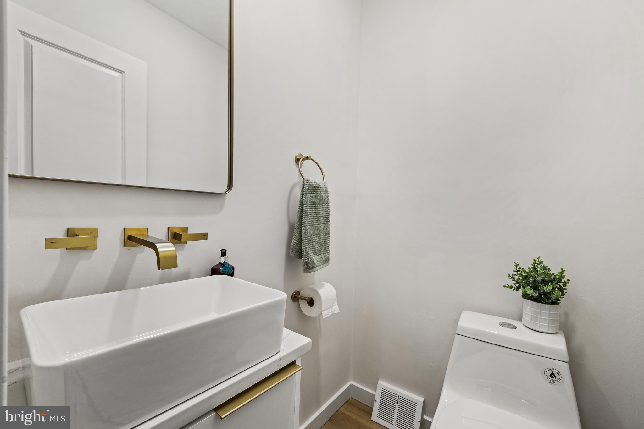 SOMERTON - Residential