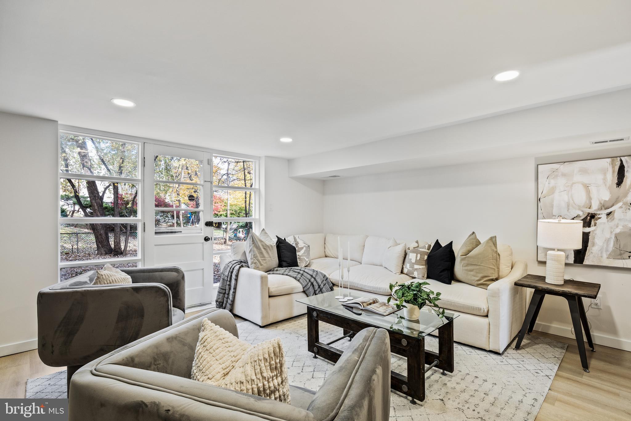 SOMERTON - Residential