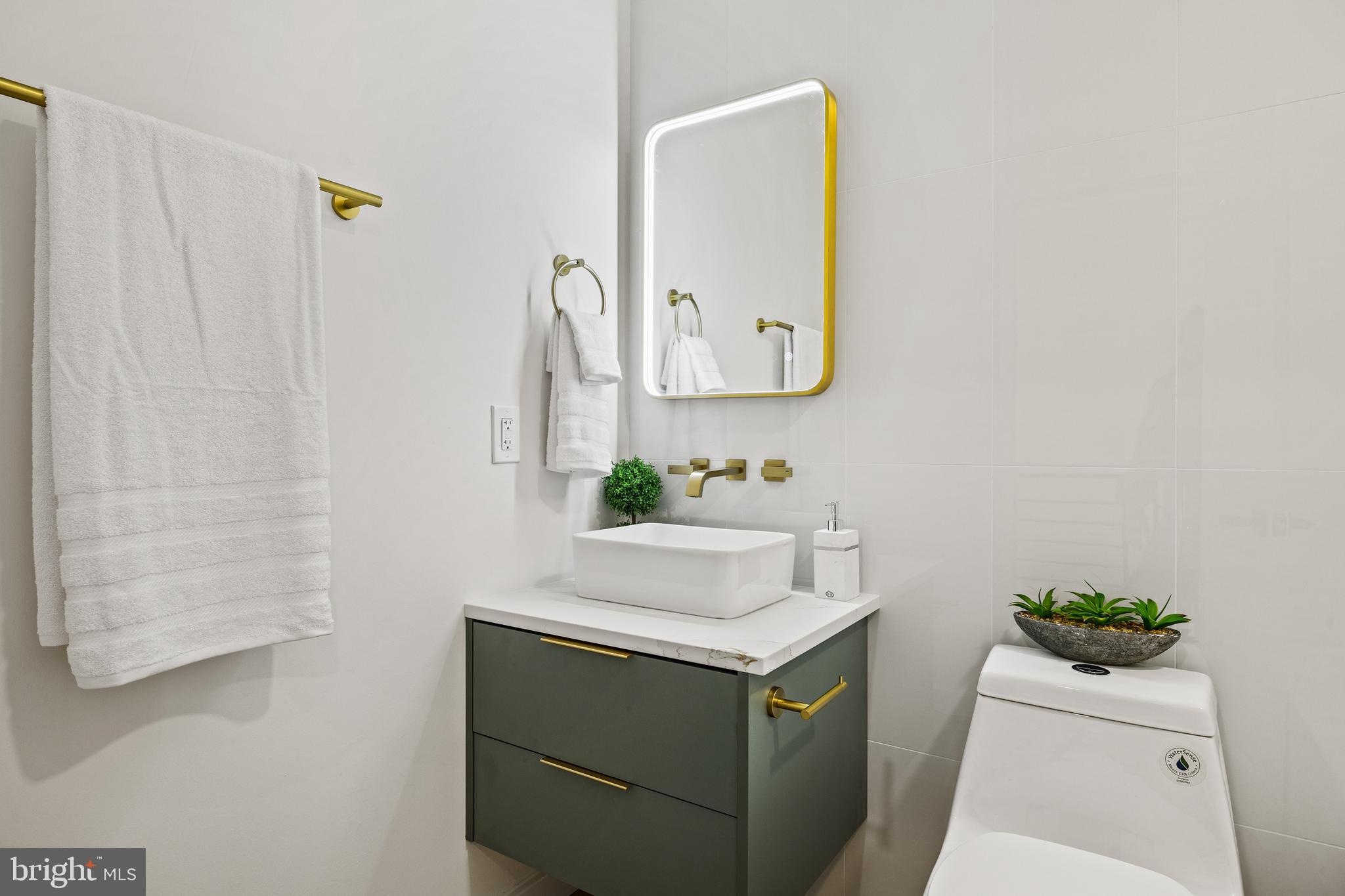 SOMERTON - Residential