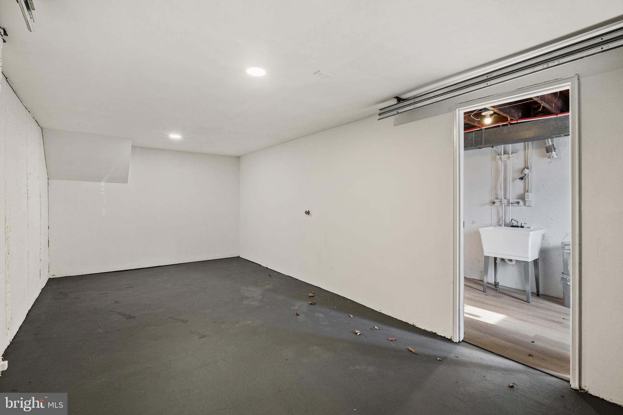 SOMERTON - Residential