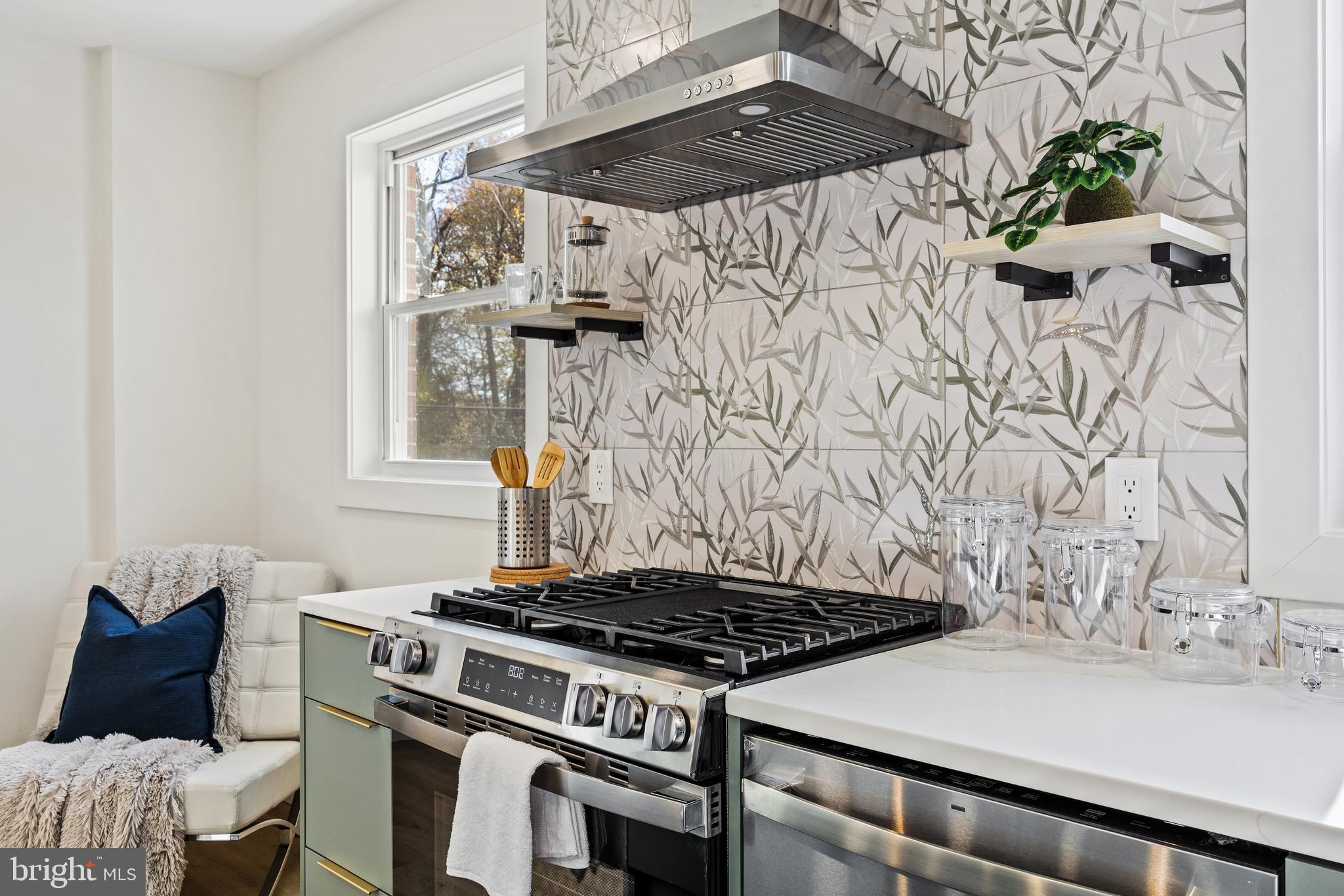 SOMERTON - Residential