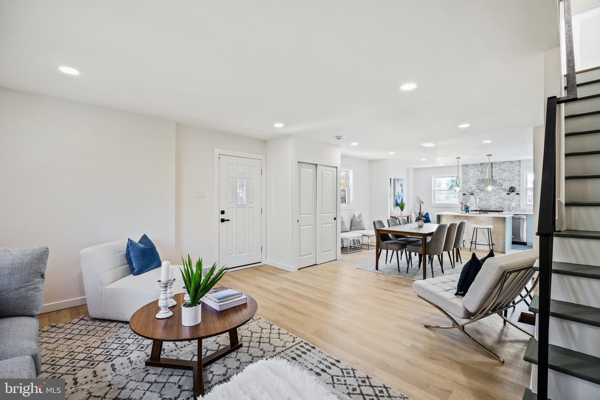 SOMERTON - Residential