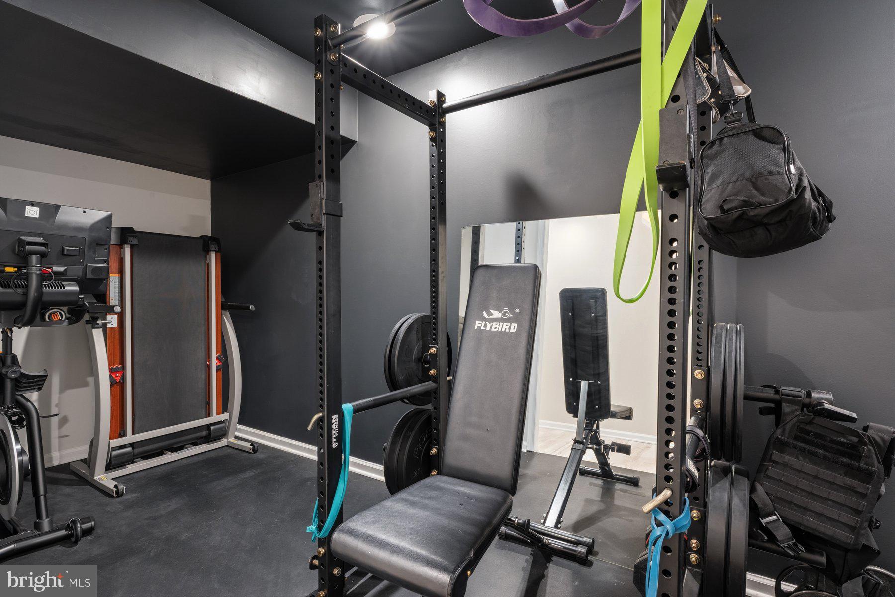 HUNGERFORD MANOR - Residential