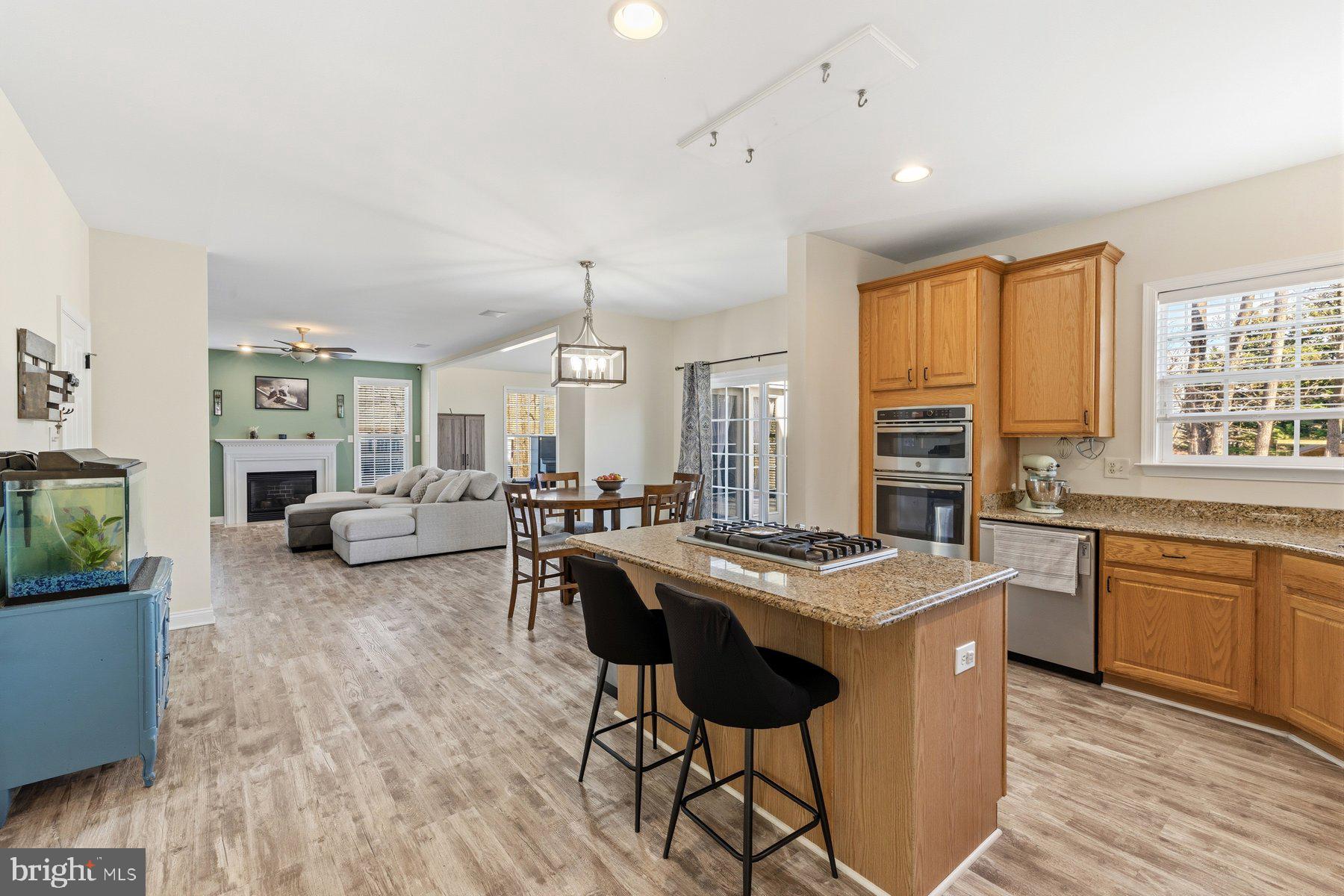 HUNGERFORD MANOR - Residential