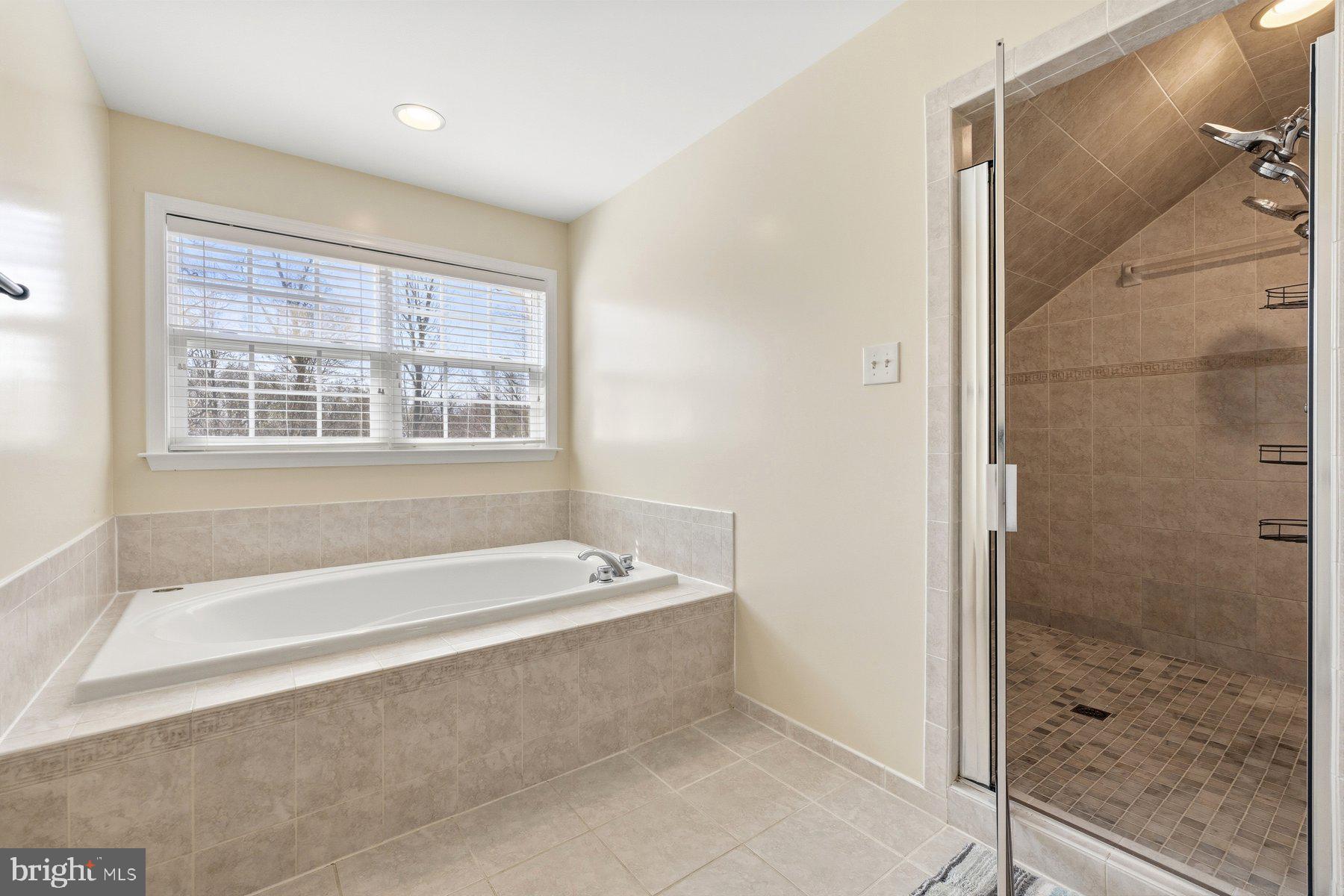 HUNGERFORD MANOR - Residential