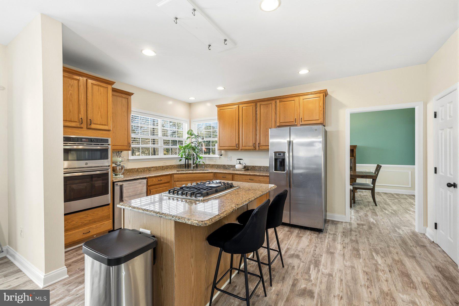 HUNGERFORD MANOR - Residential