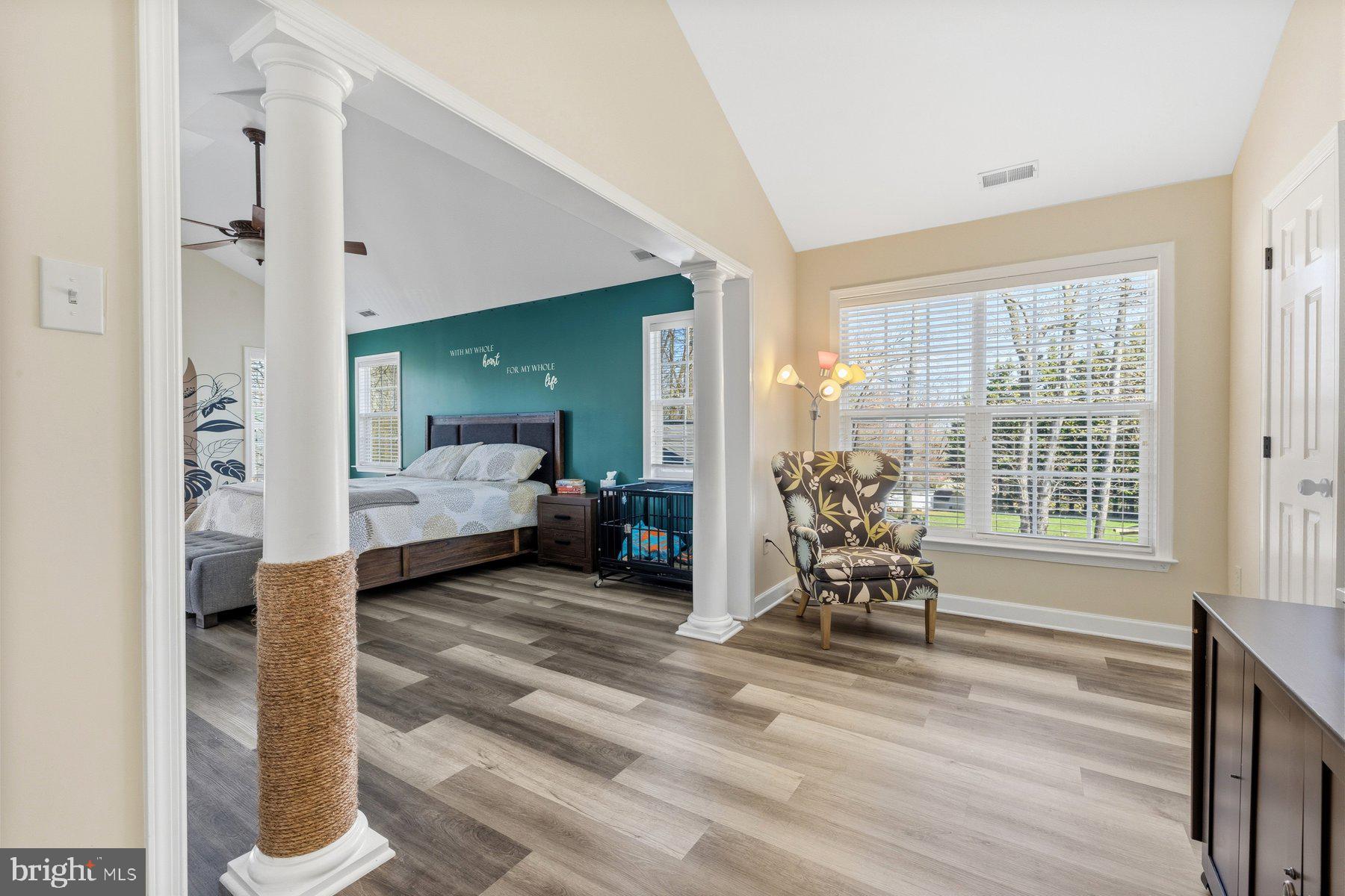 HUNGERFORD MANOR - Residential