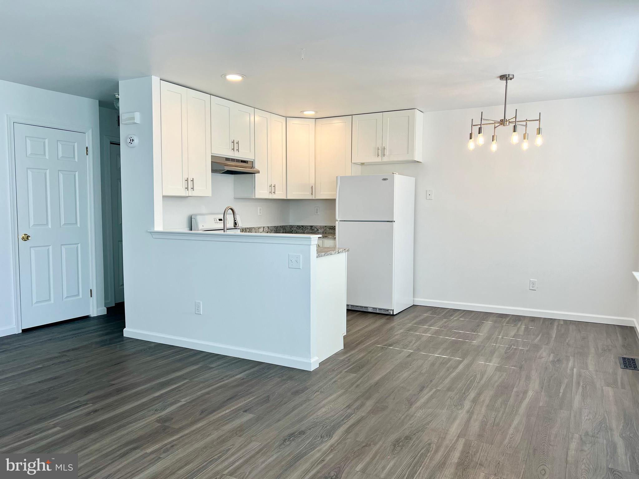 NORTHRIDGE ESTATES - Residential