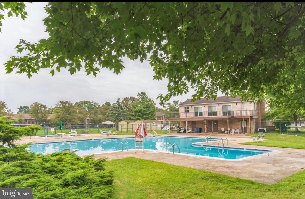 NORTHRIDGE ESTATES - Residential