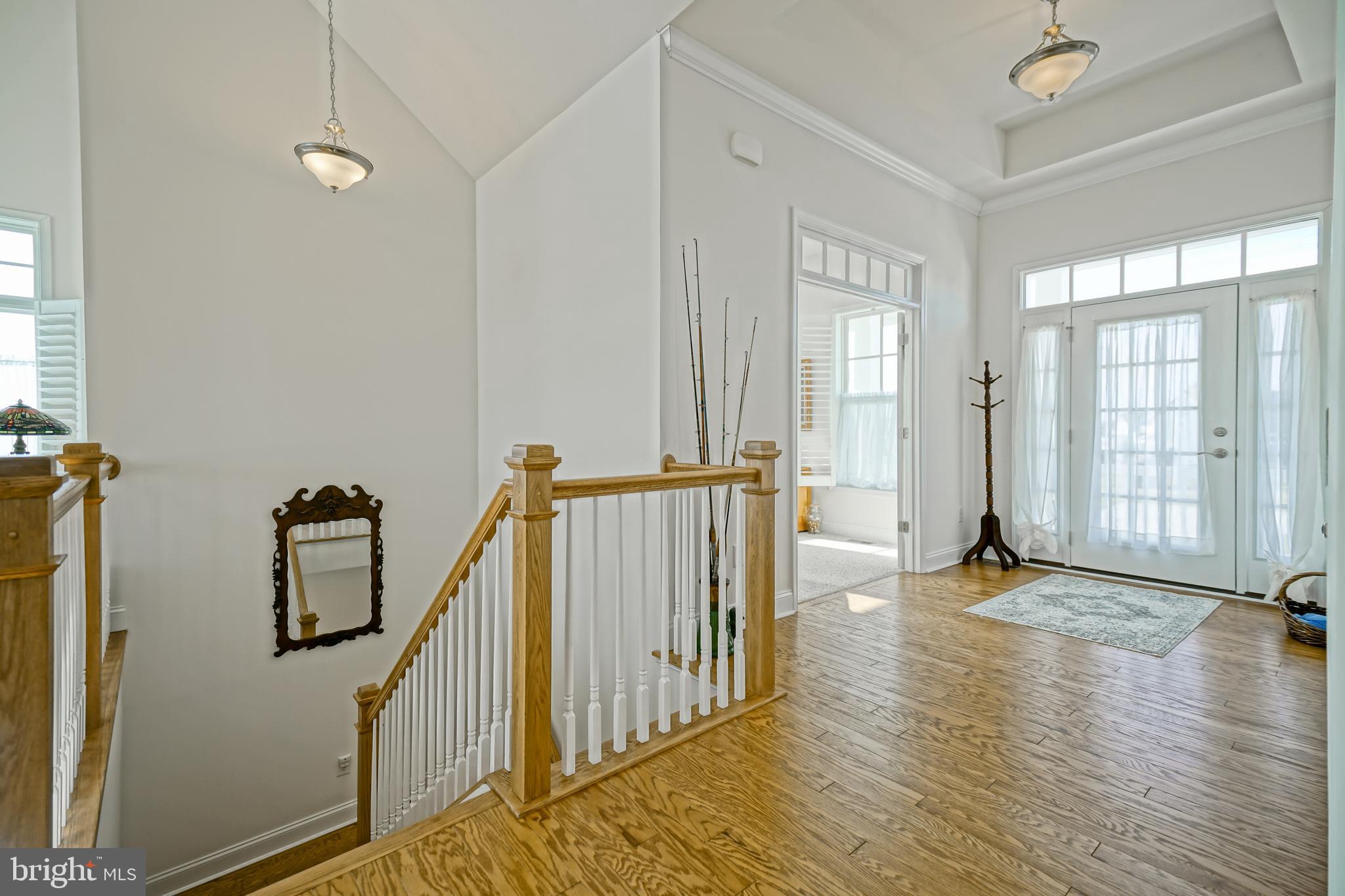 SHOWFIELD - Residential