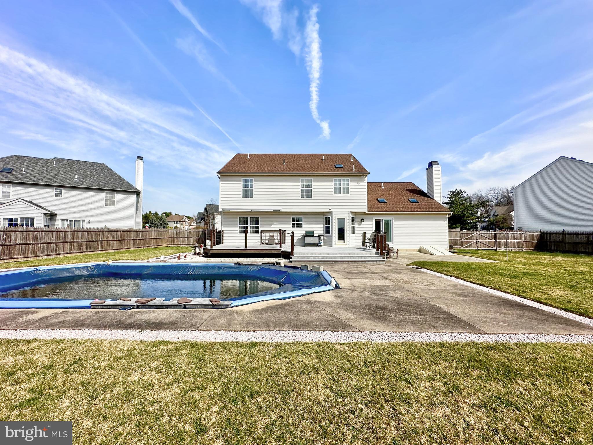 HOPEWELL FARMS - Residential