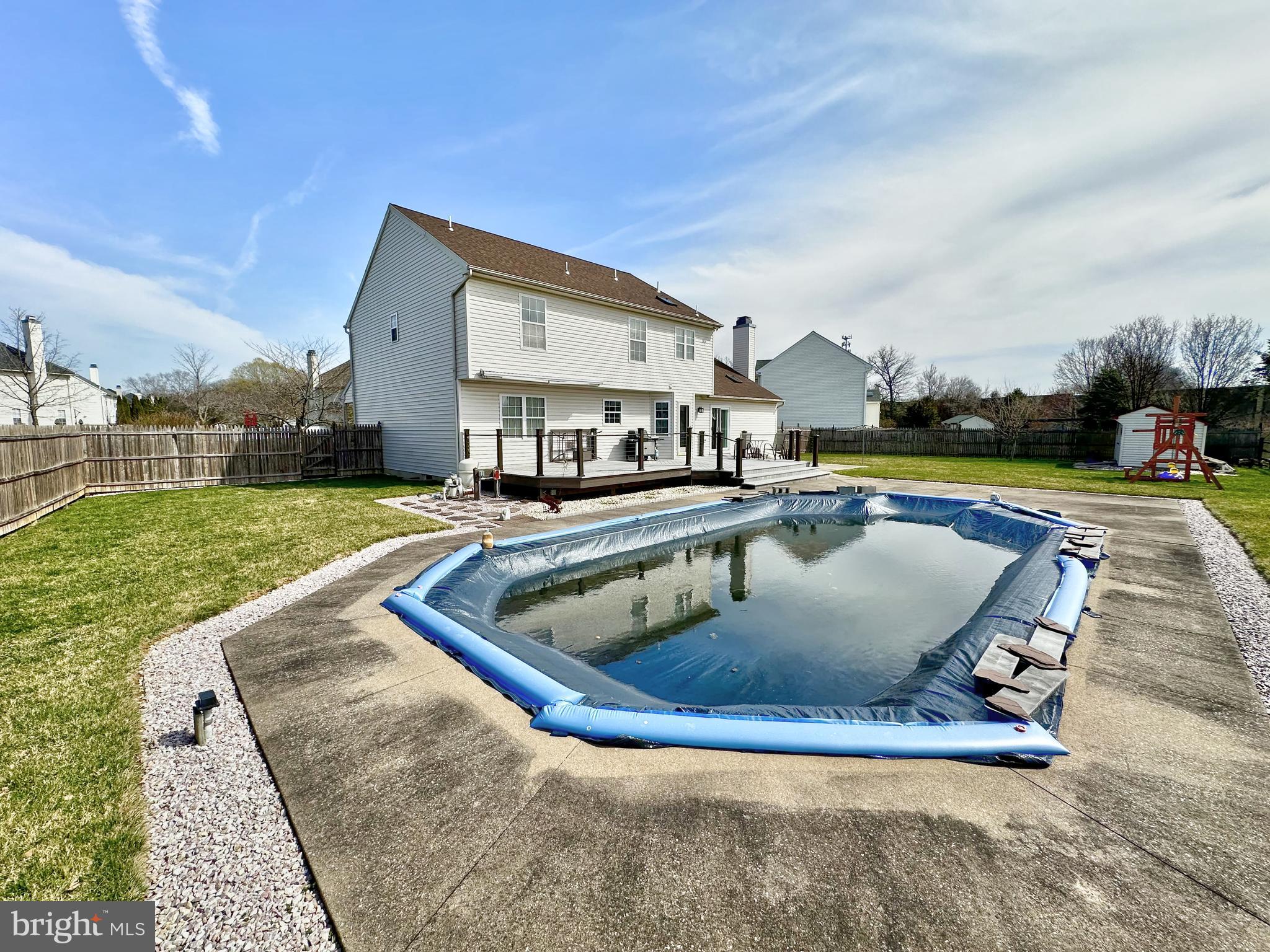 HOPEWELL FARMS - Residential