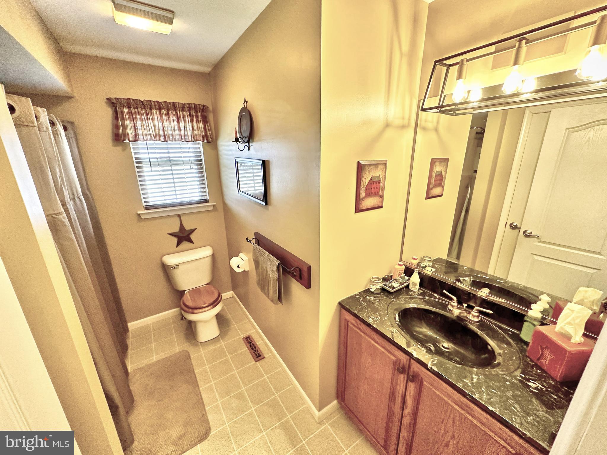 HOPEWELL FARMS - Residential