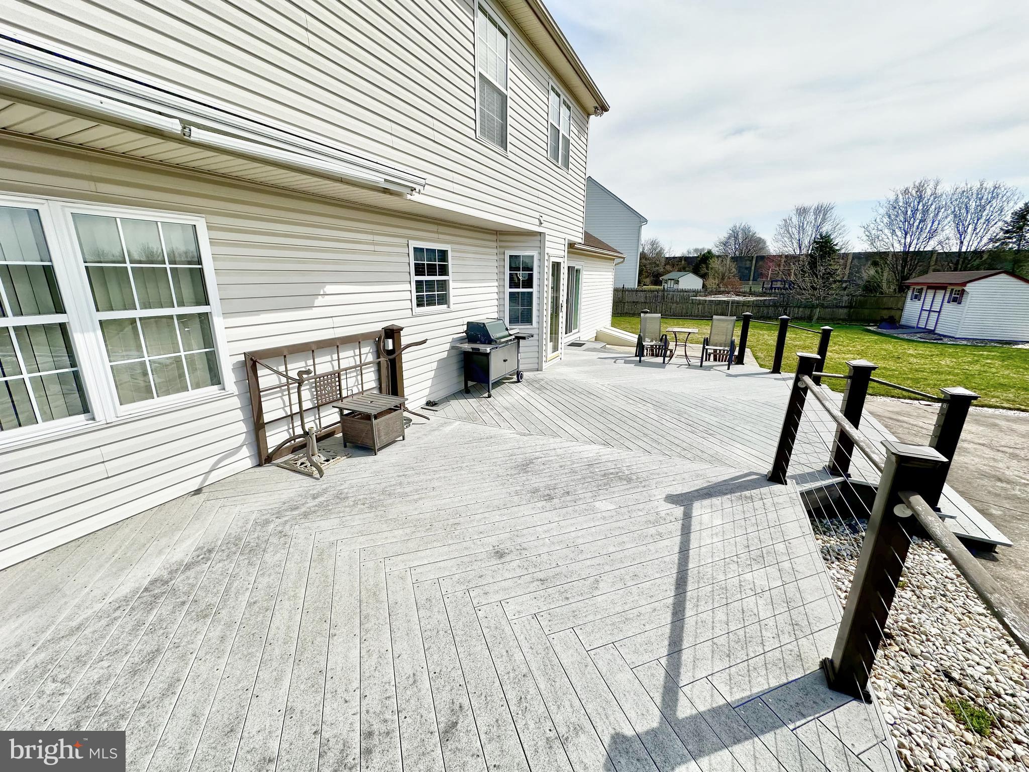 HOPEWELL FARMS - Residential