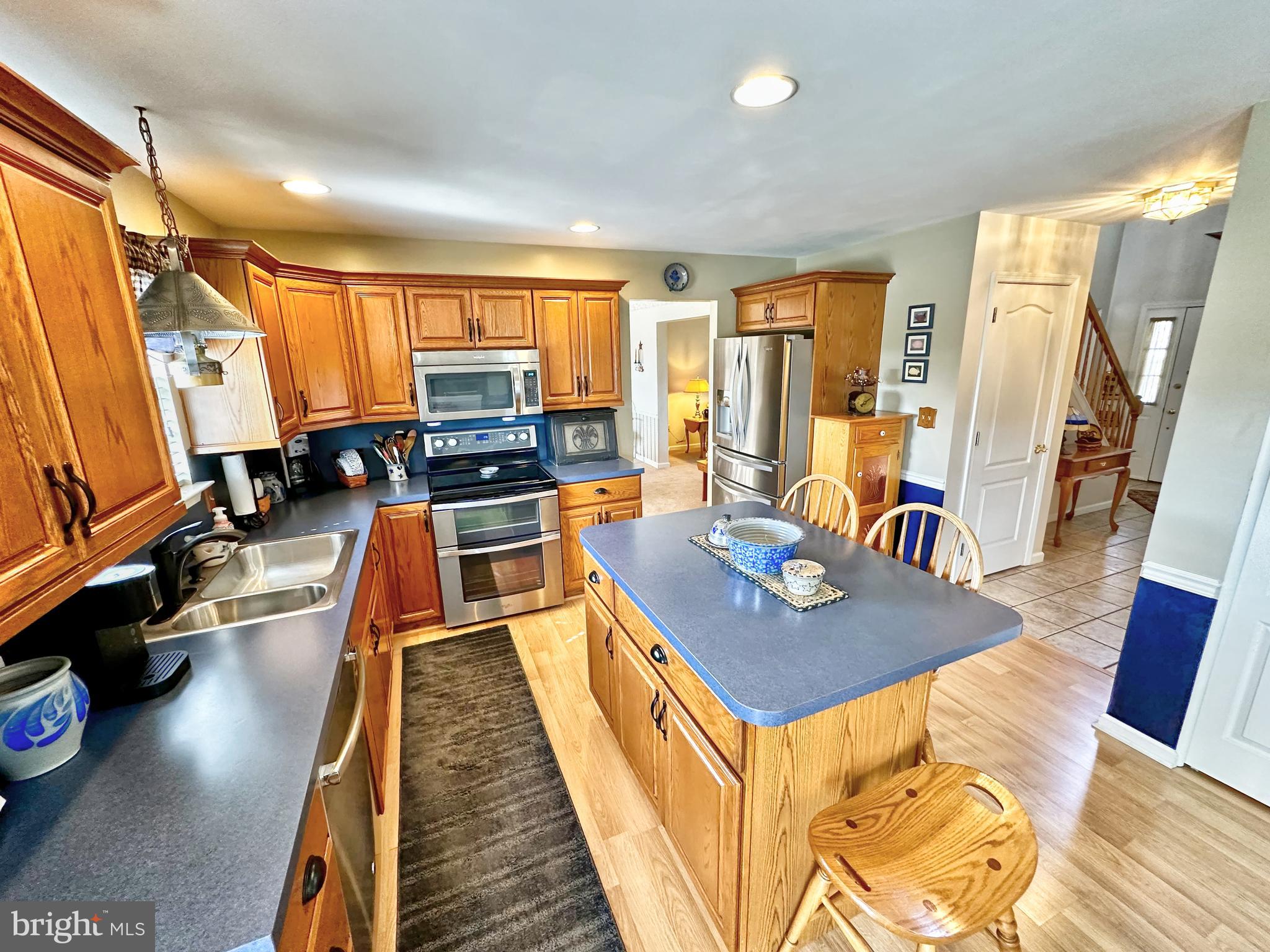 HOPEWELL FARMS - Residential