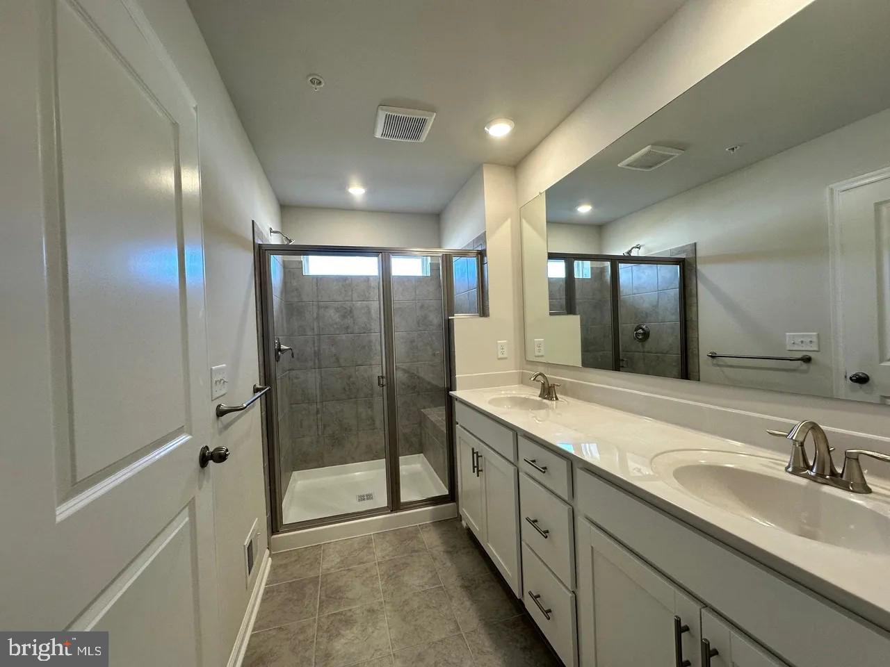 ST CHARLES - Residential