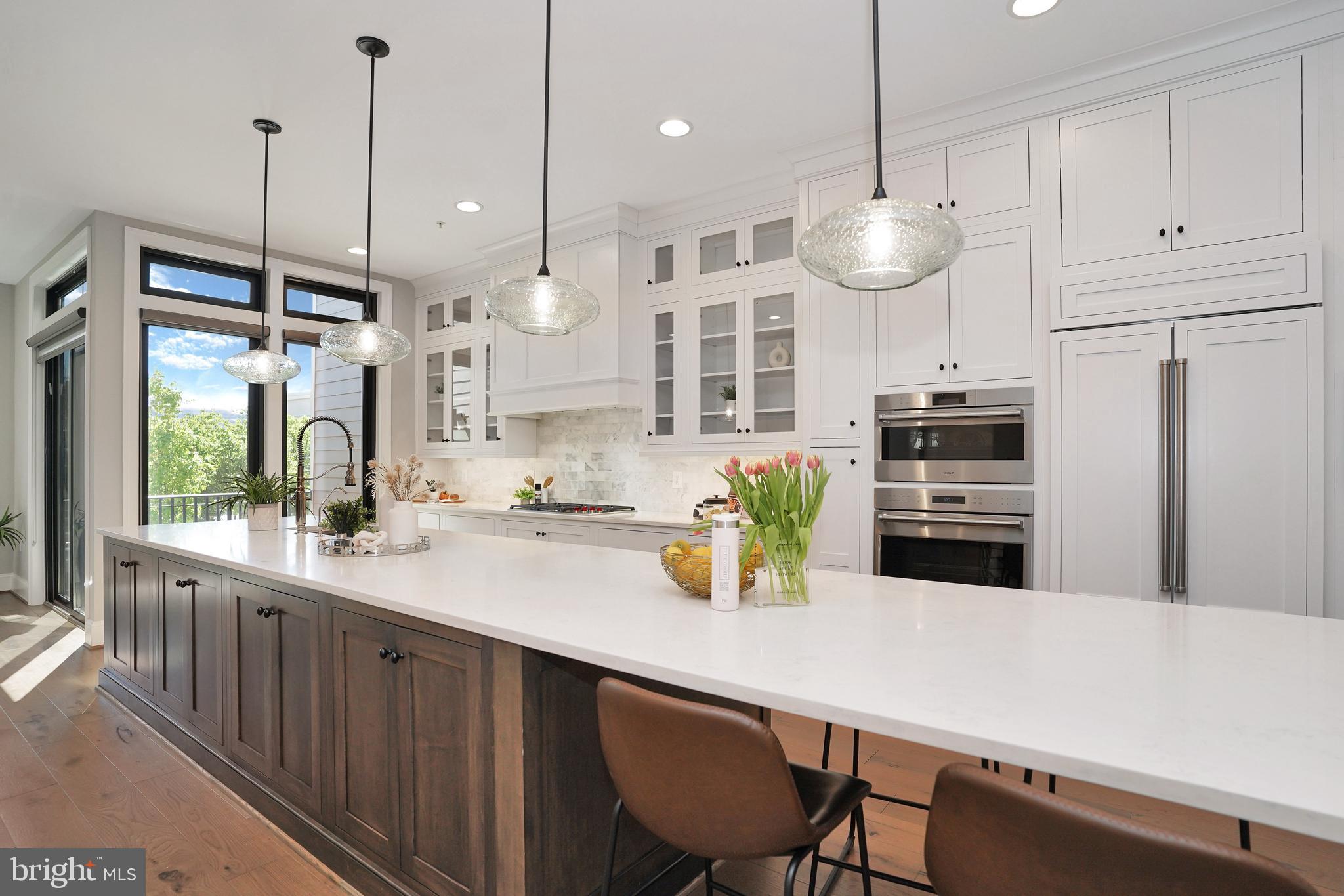 ONE LOUDOUN - Residential