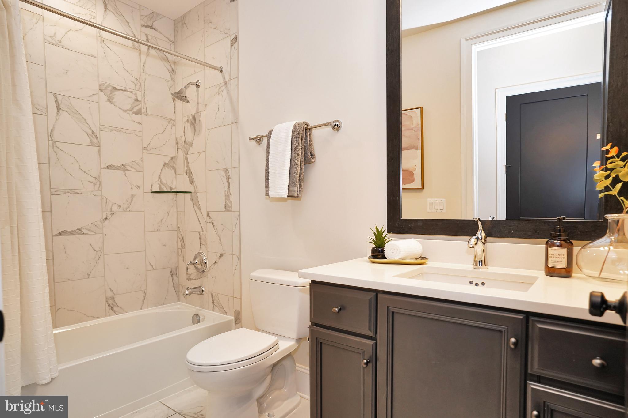 ONE LOUDOUN - Residential