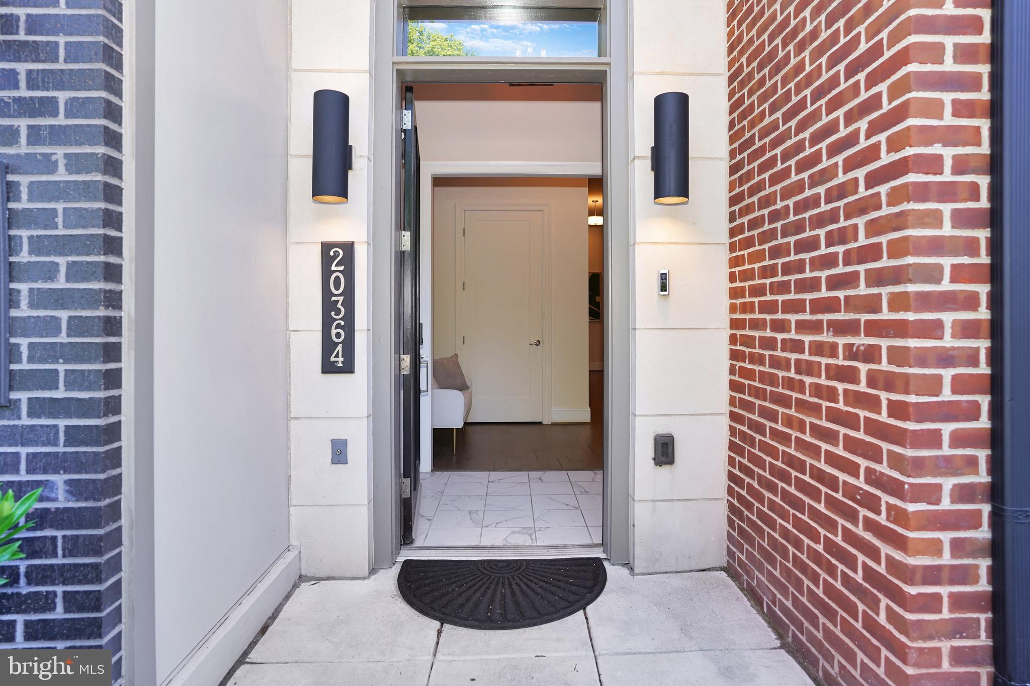 ONE LOUDOUN - Residential