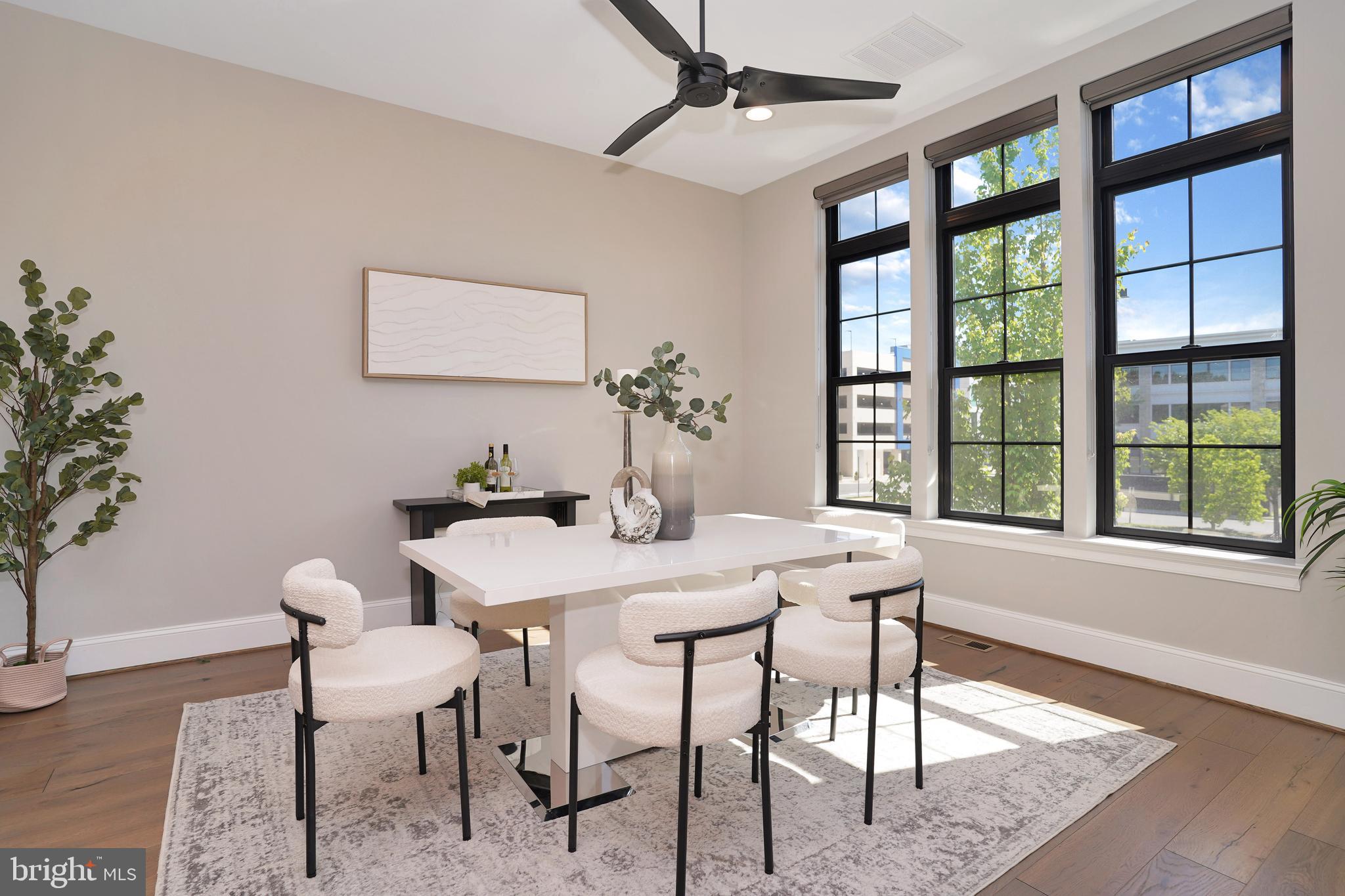 ONE LOUDOUN - Residential