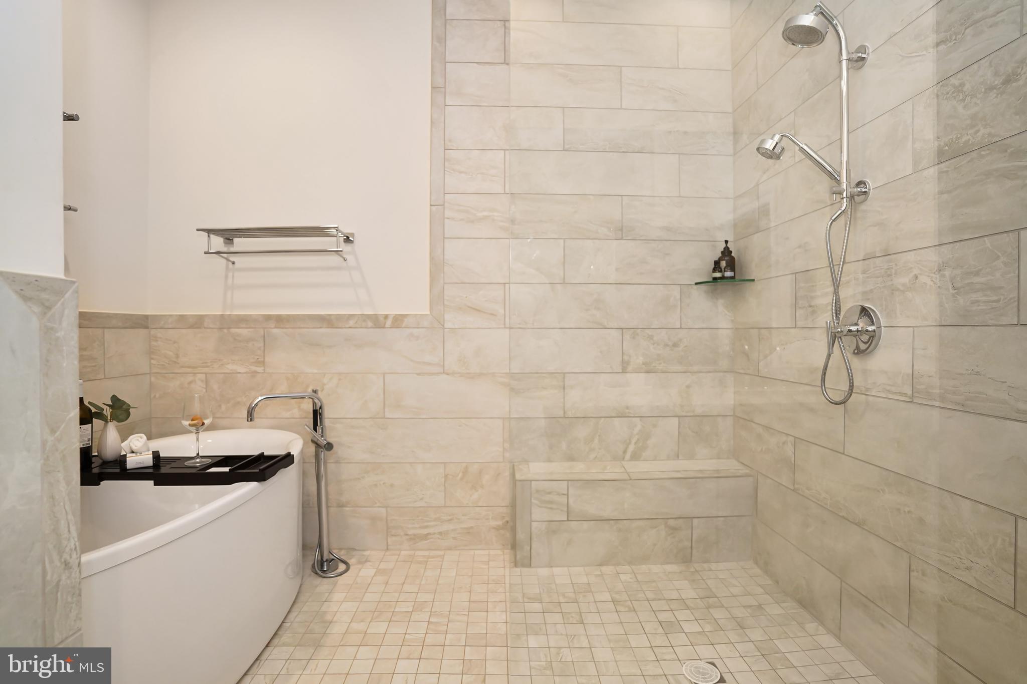 ONE LOUDOUN - Residential
