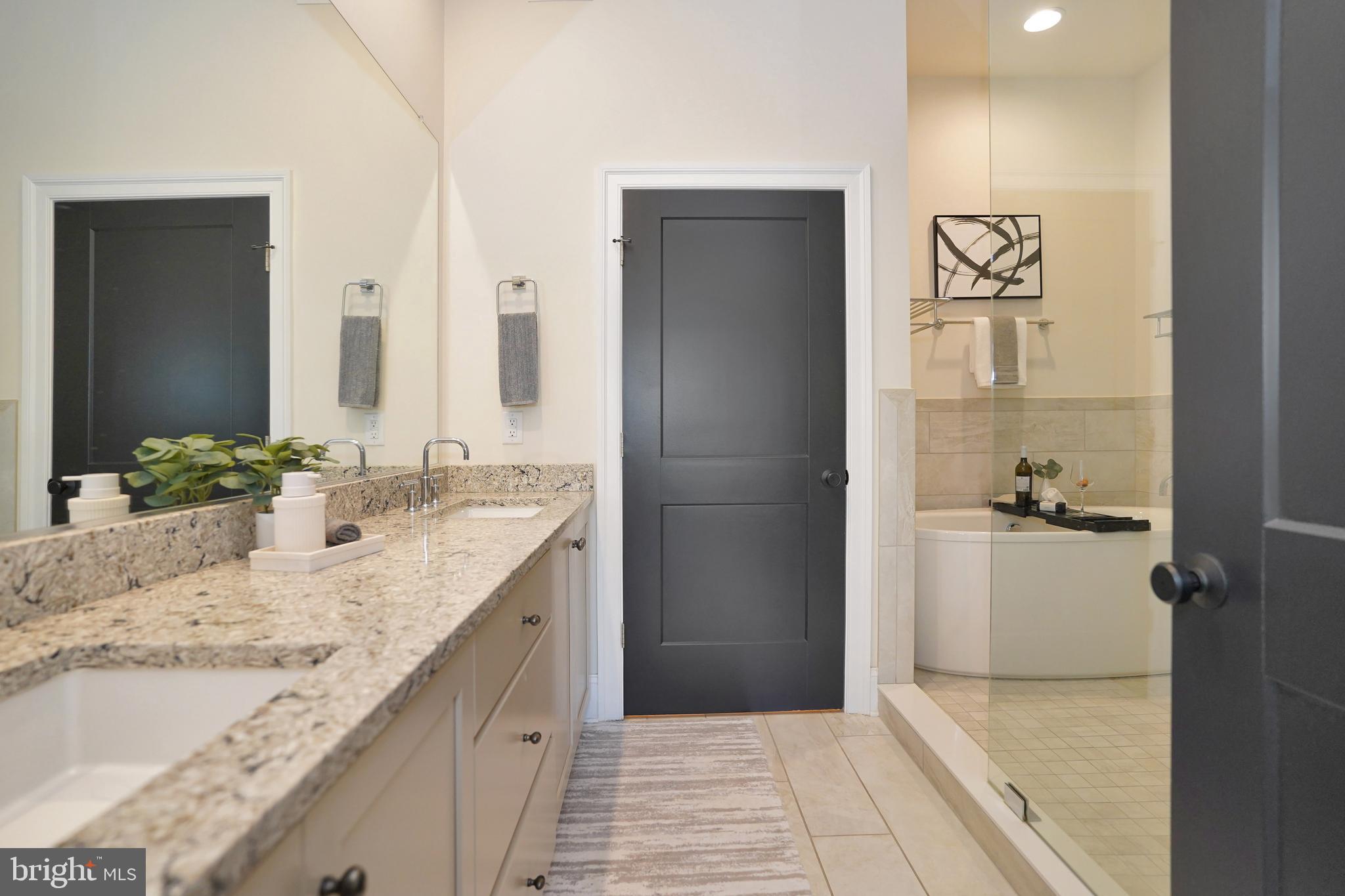 ONE LOUDOUN - Residential