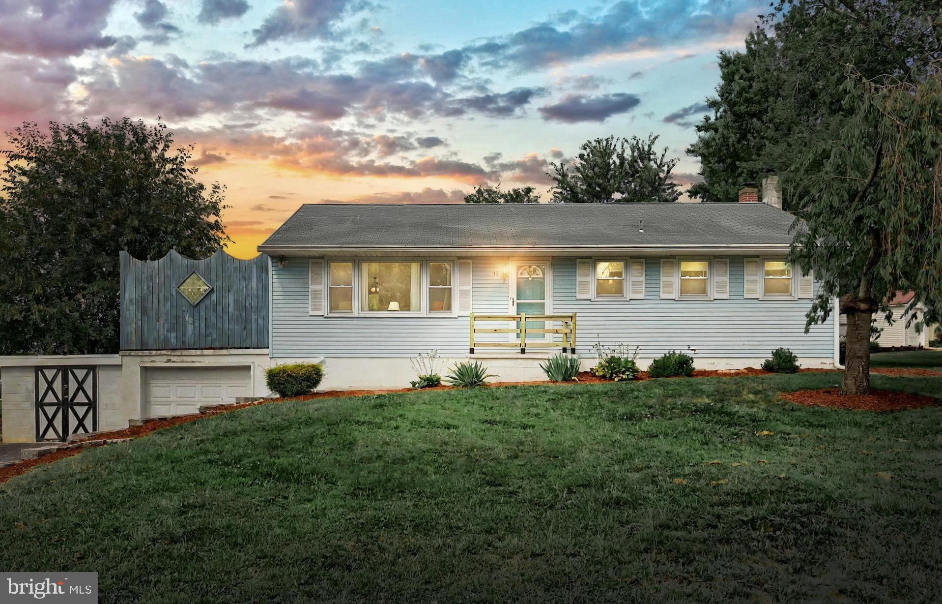 LAKE MEADE - Residential