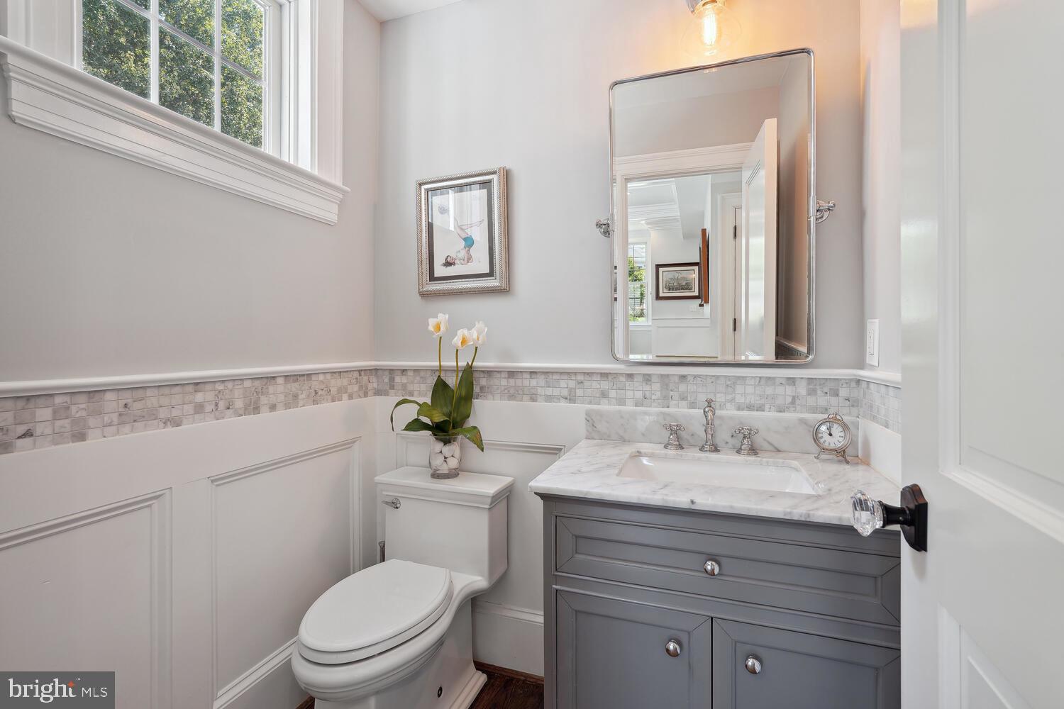 CHEVY CHASE - Residential