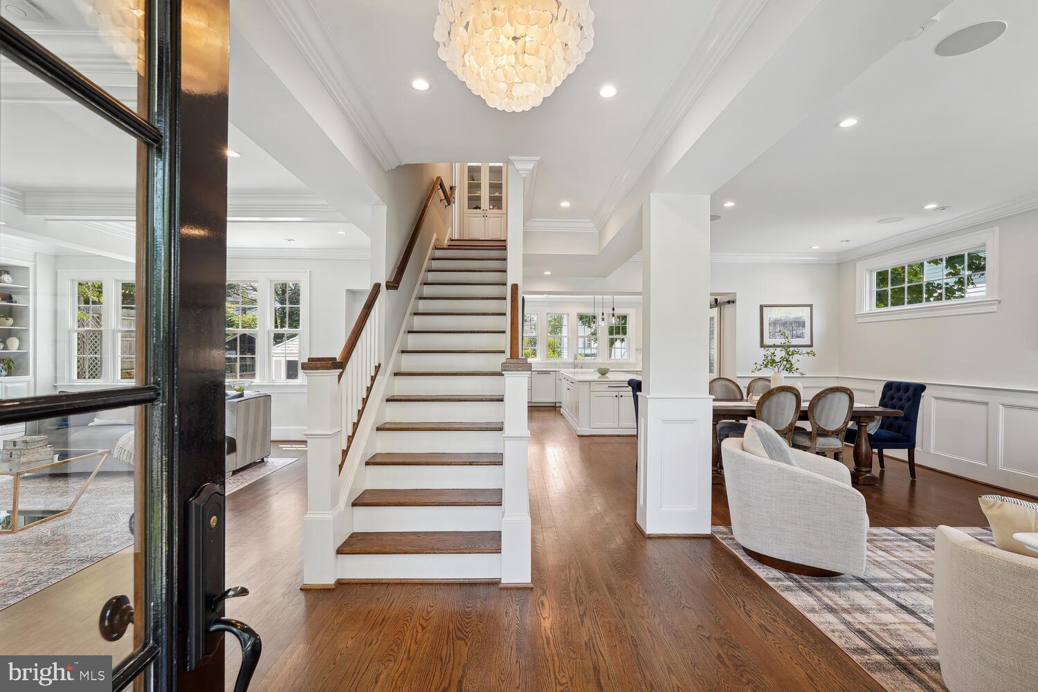 CHEVY CHASE - Residential