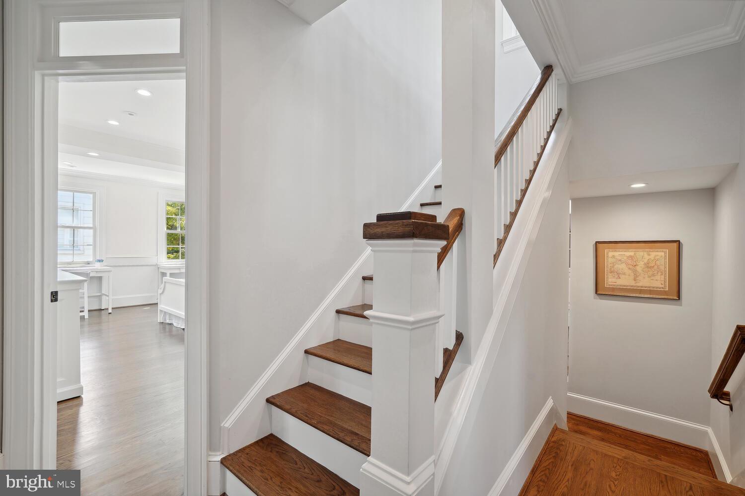 CHEVY CHASE - Residential