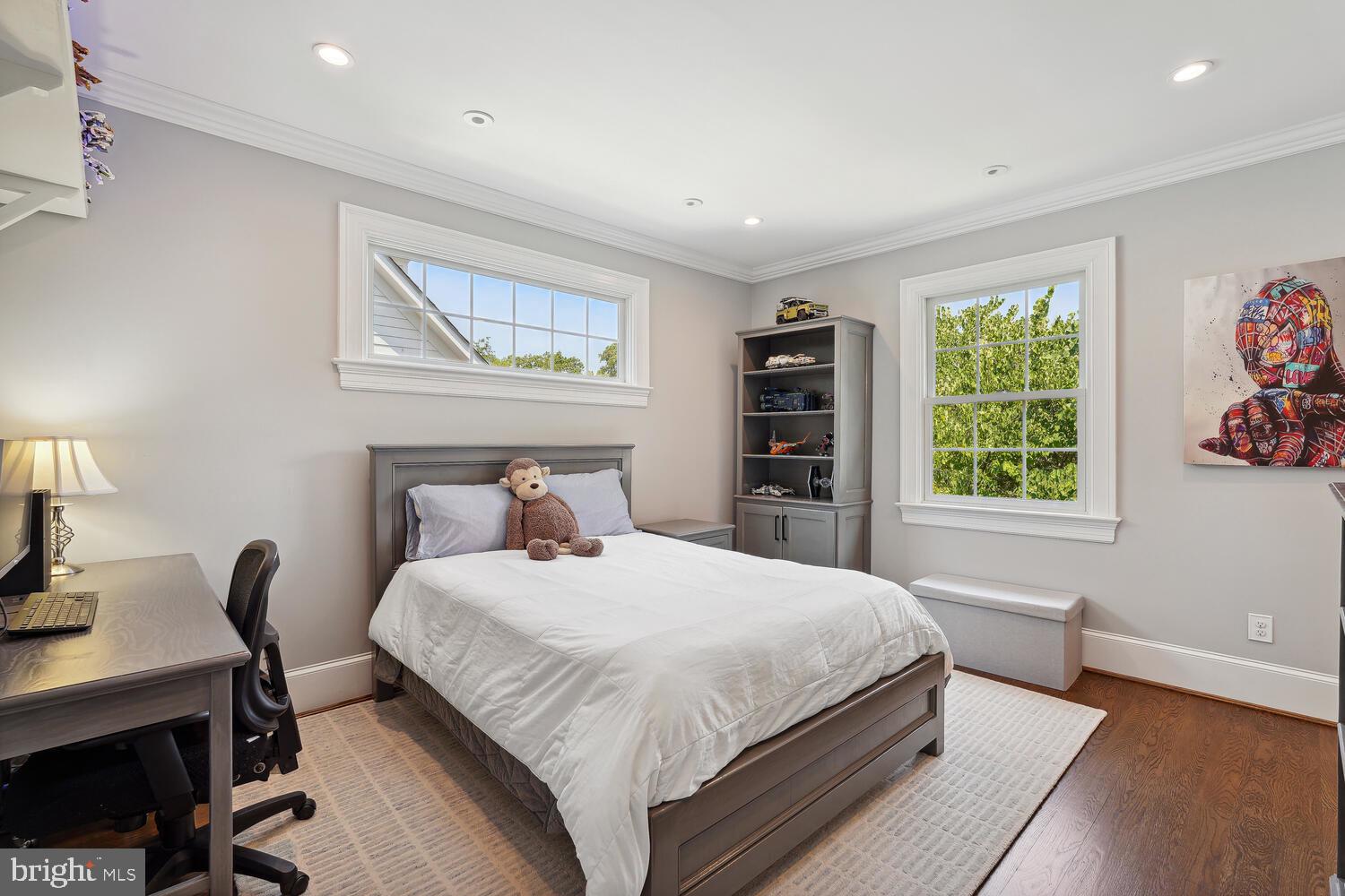 CHEVY CHASE - Residential