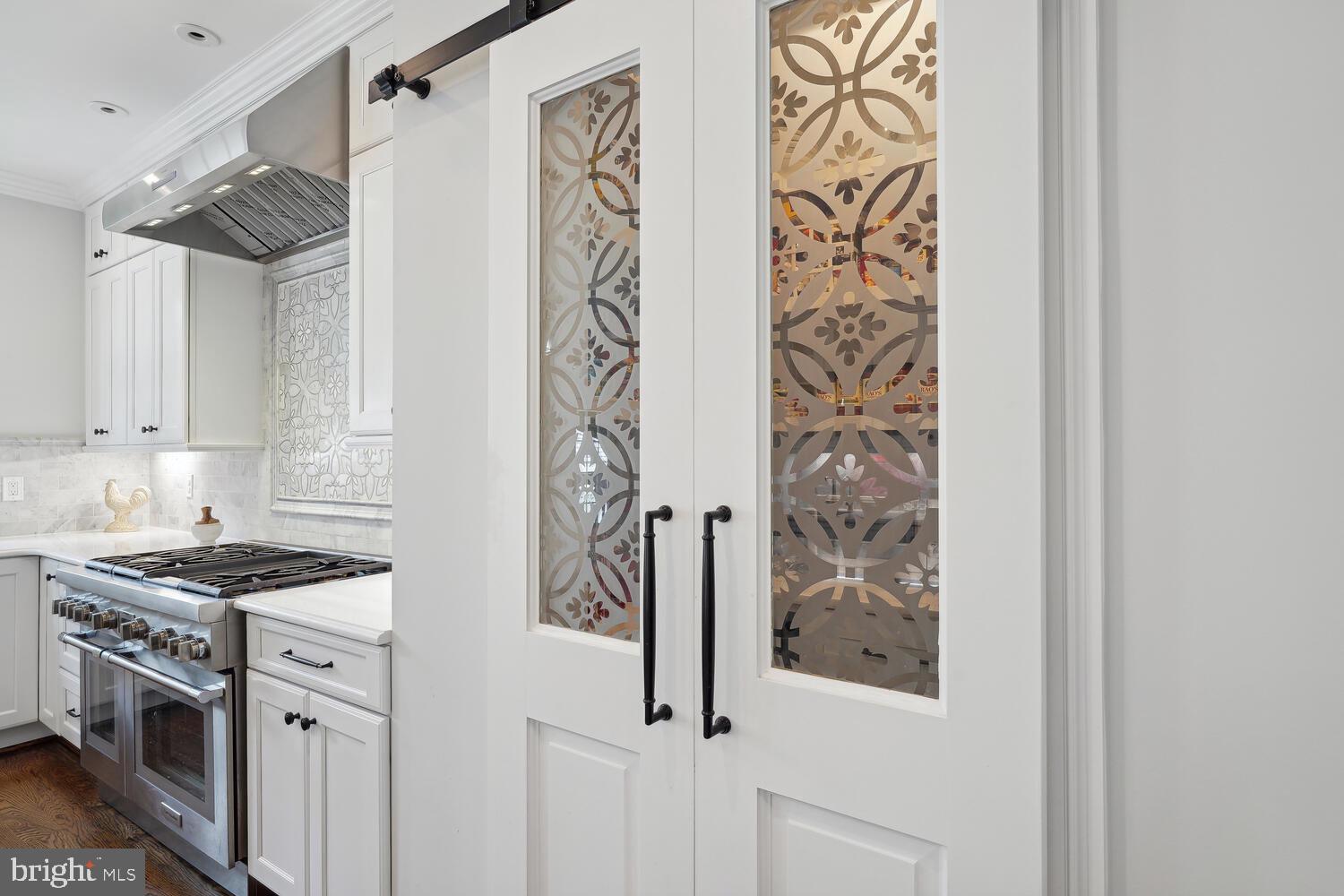 CHEVY CHASE - Residential