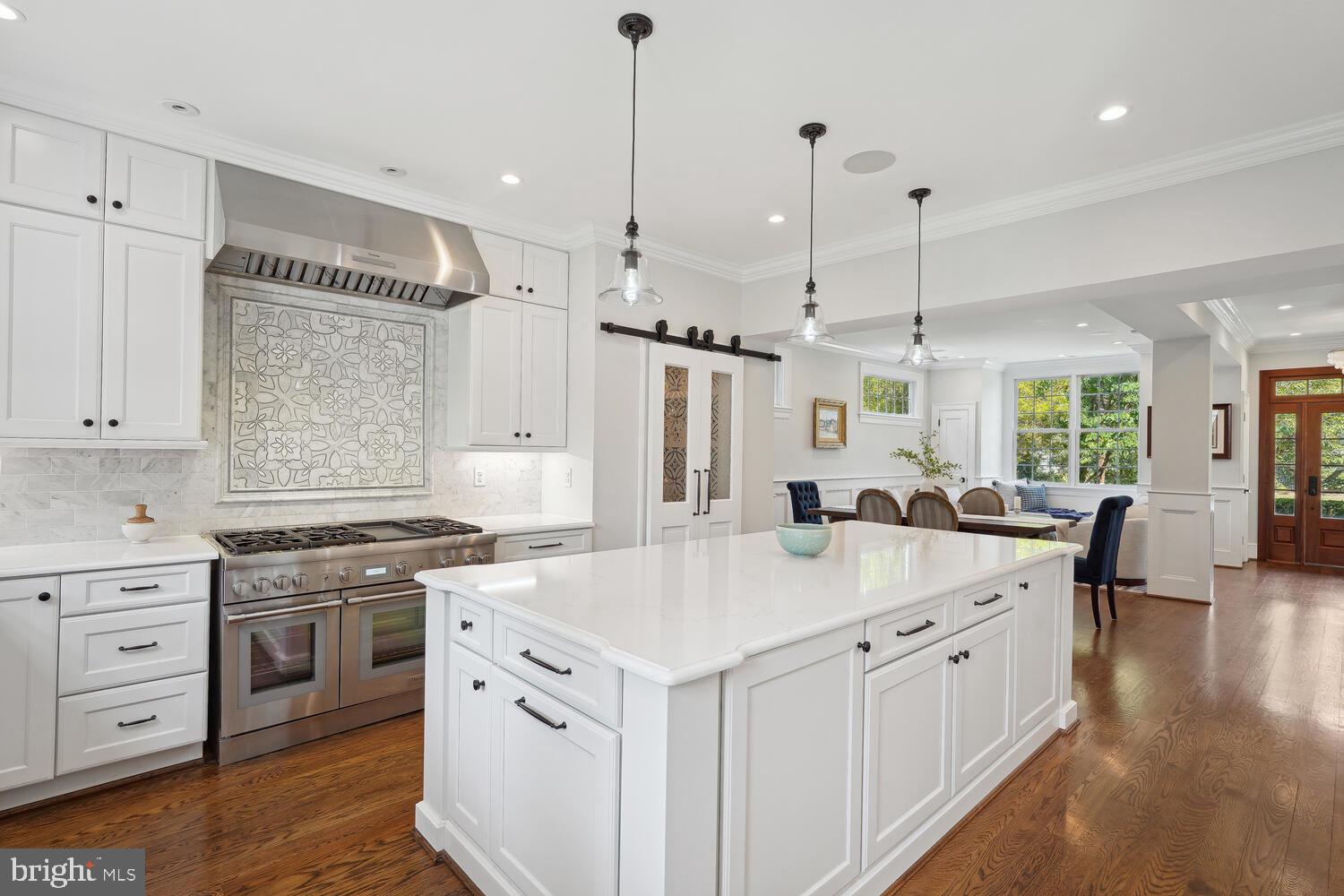 CHEVY CHASE - Residential