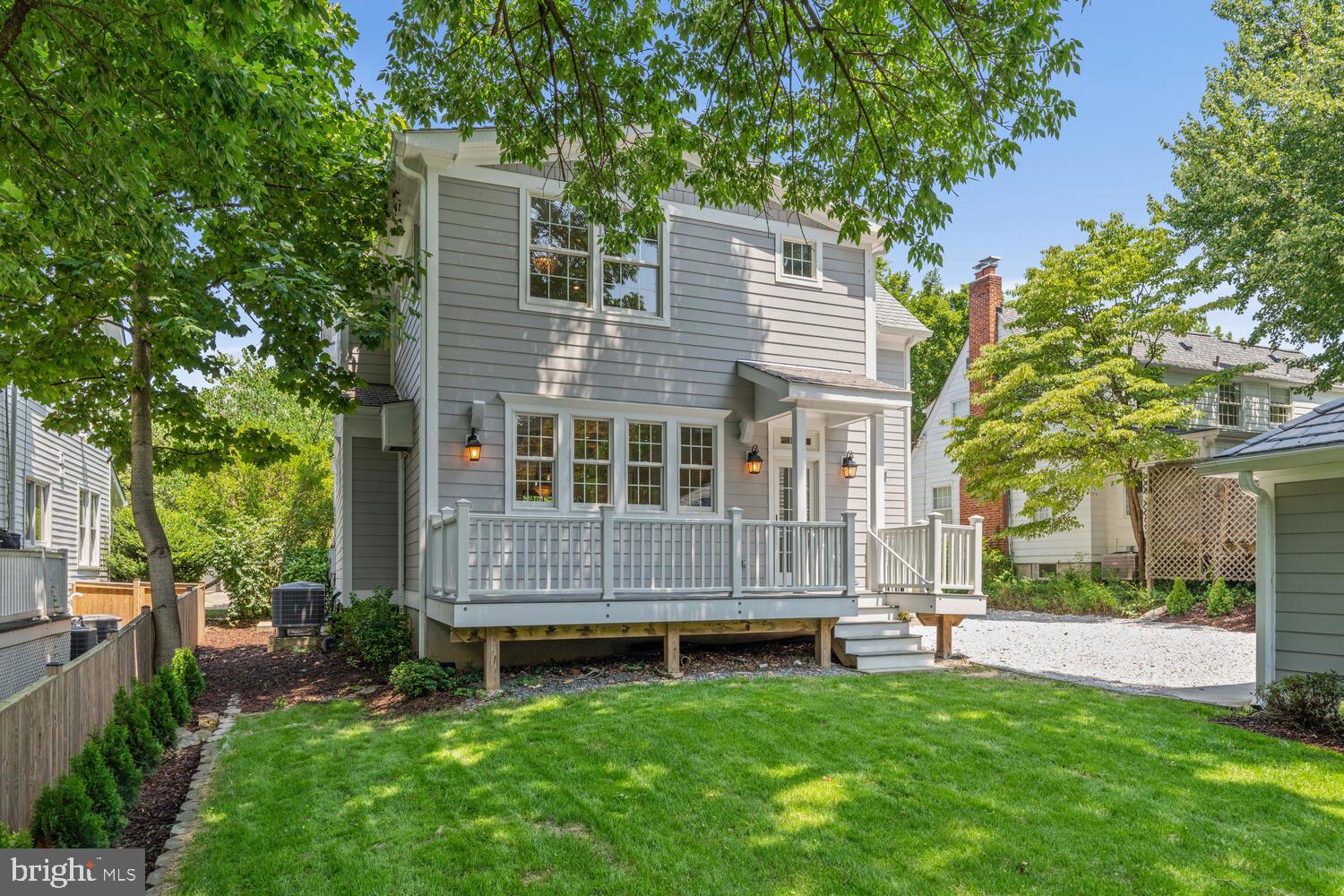 CHEVY CHASE - Residential