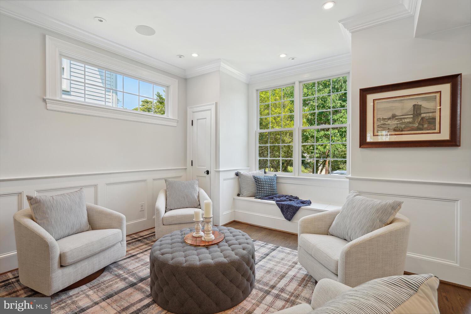 CHEVY CHASE - Residential