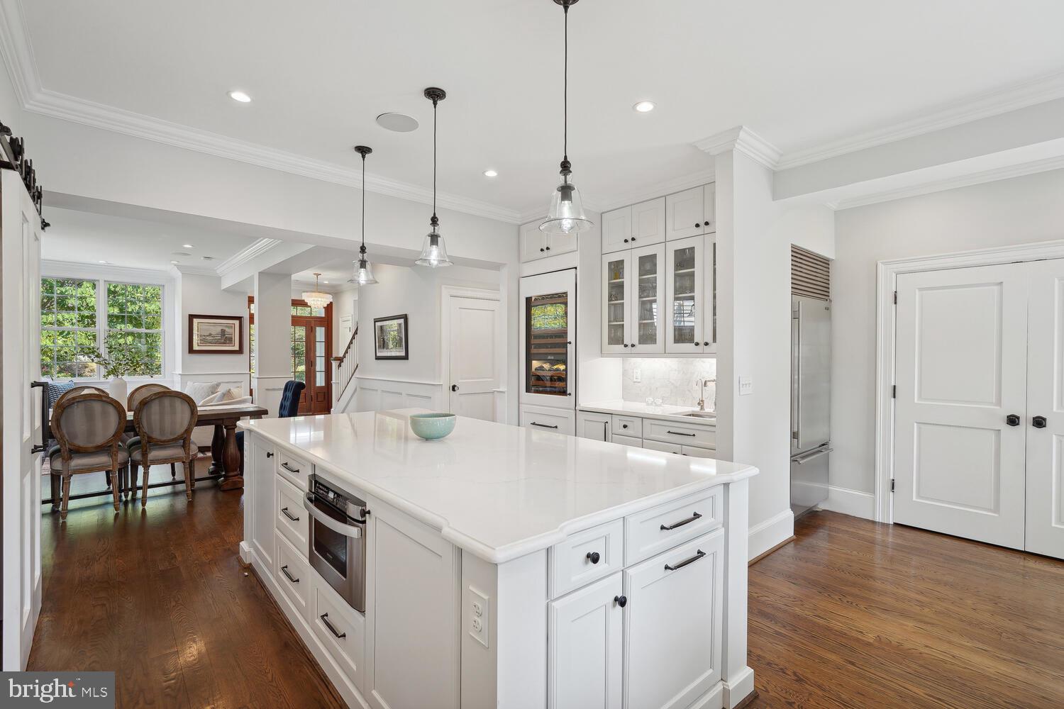 CHEVY CHASE - Residential