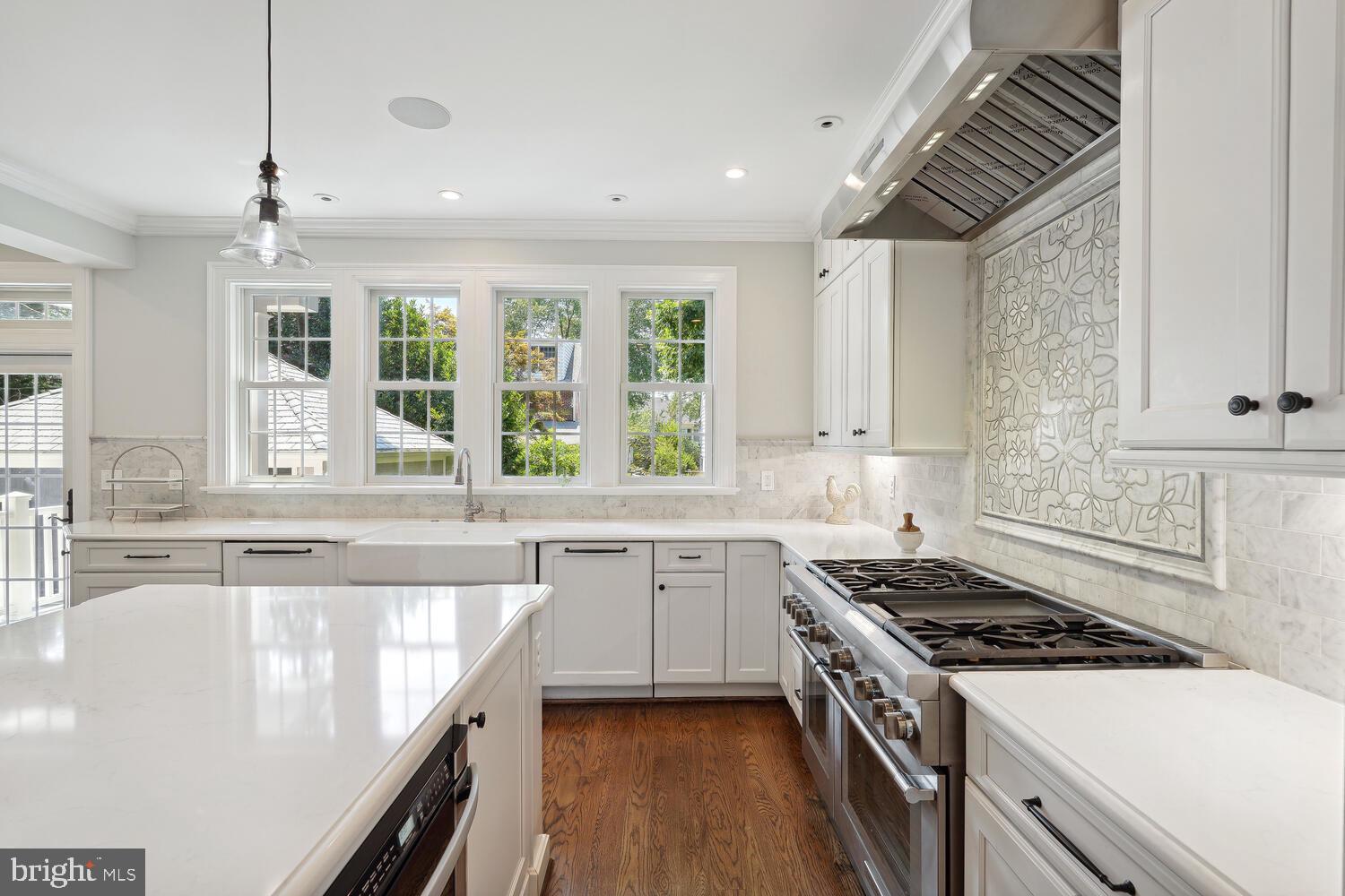 CHEVY CHASE - Residential