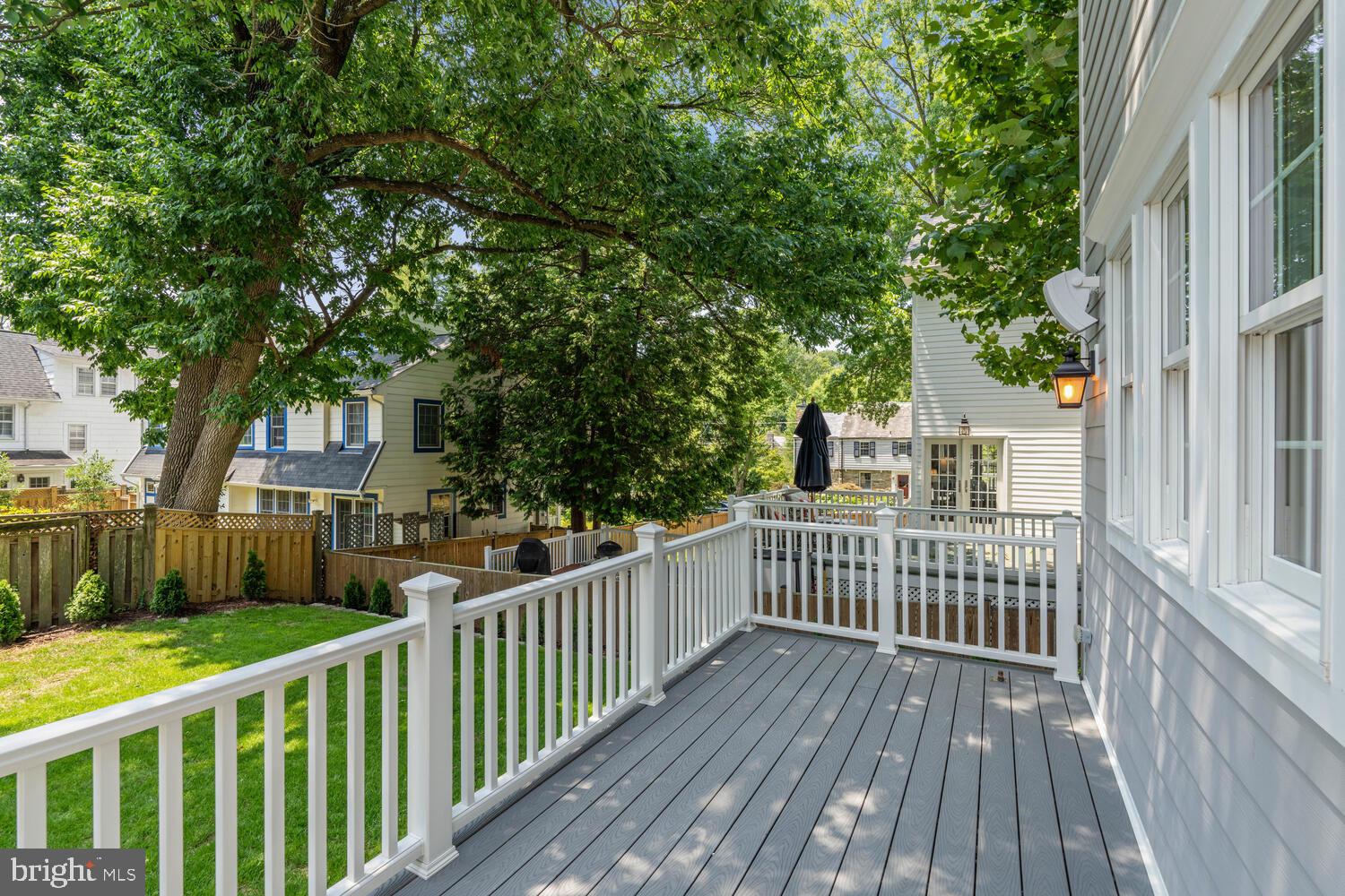 CHEVY CHASE - Residential