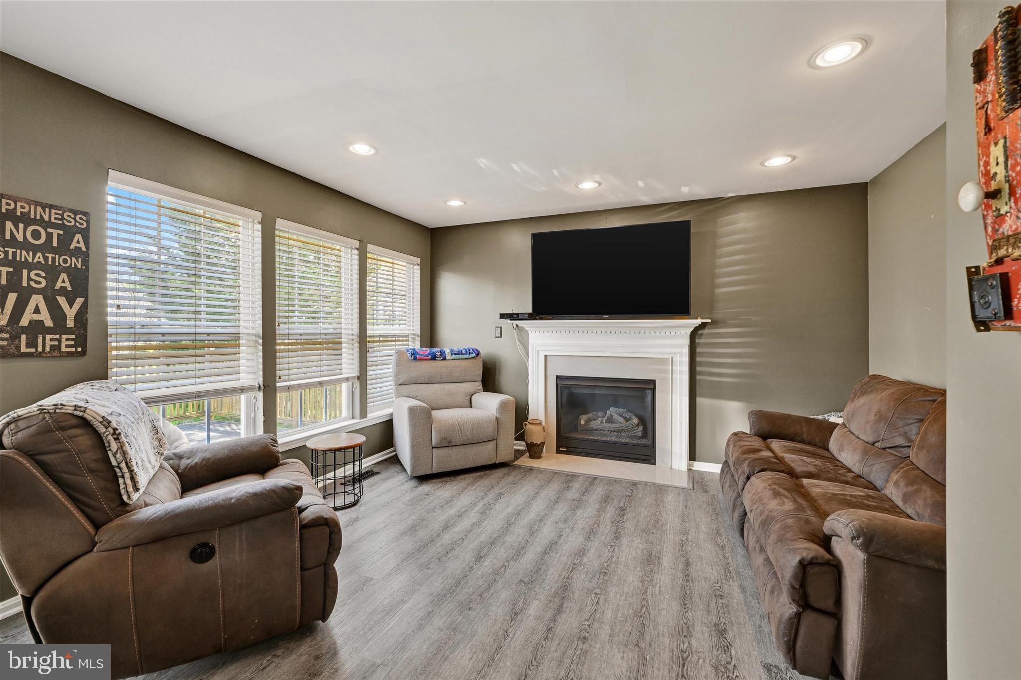 WHITE MARSH - Residential